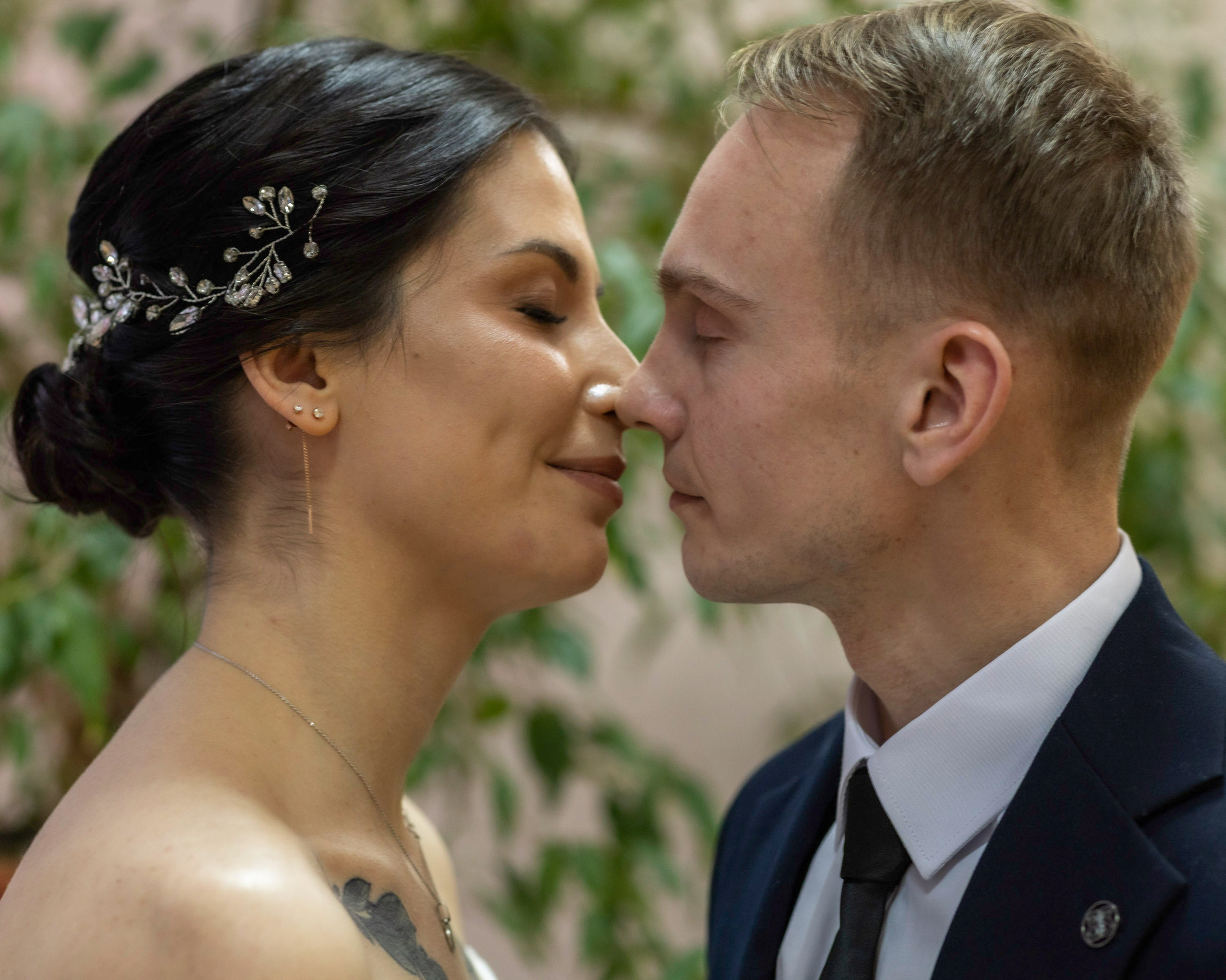 Свадьба, роспись в ЗАГСе, венчание, крещение, выписка из роддома — фотосъёмка. Визуальная упаковка брендов и проектов через фото и видеопроизводство