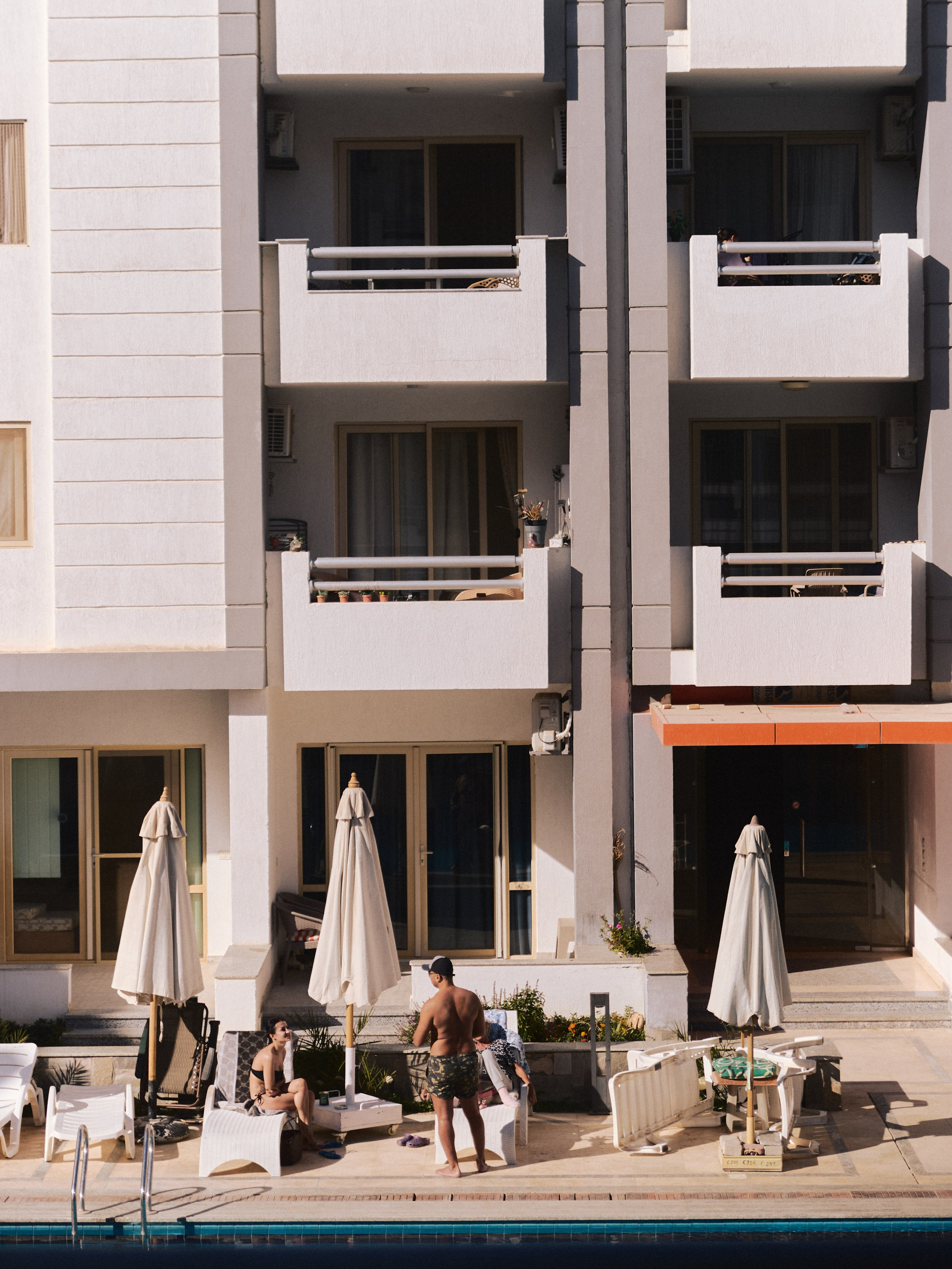 Проверяя камеру. Jorgis — фотограф в Хургаде / обучение фотографии