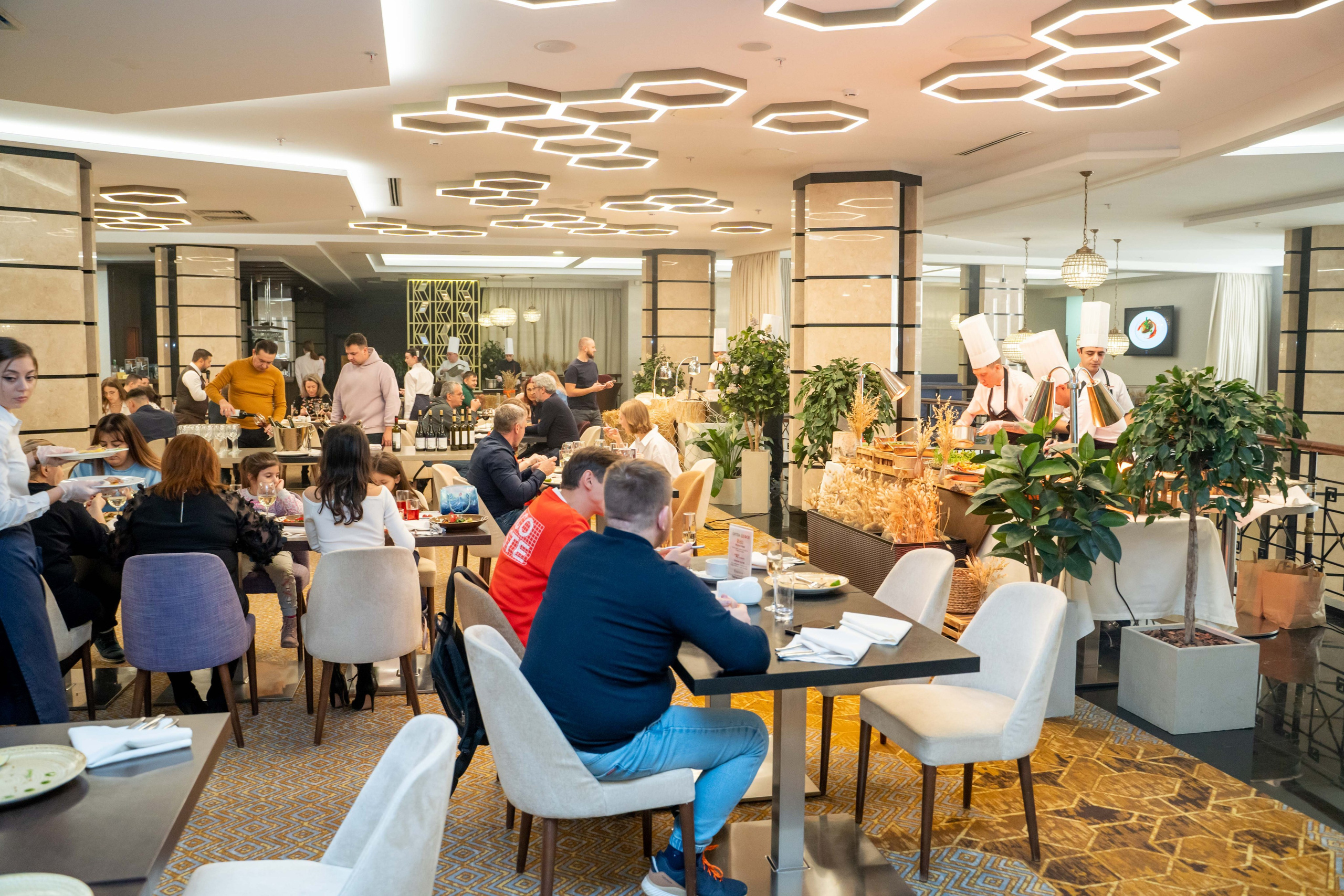 Битва Шефов в ресторане «Мед». Главная