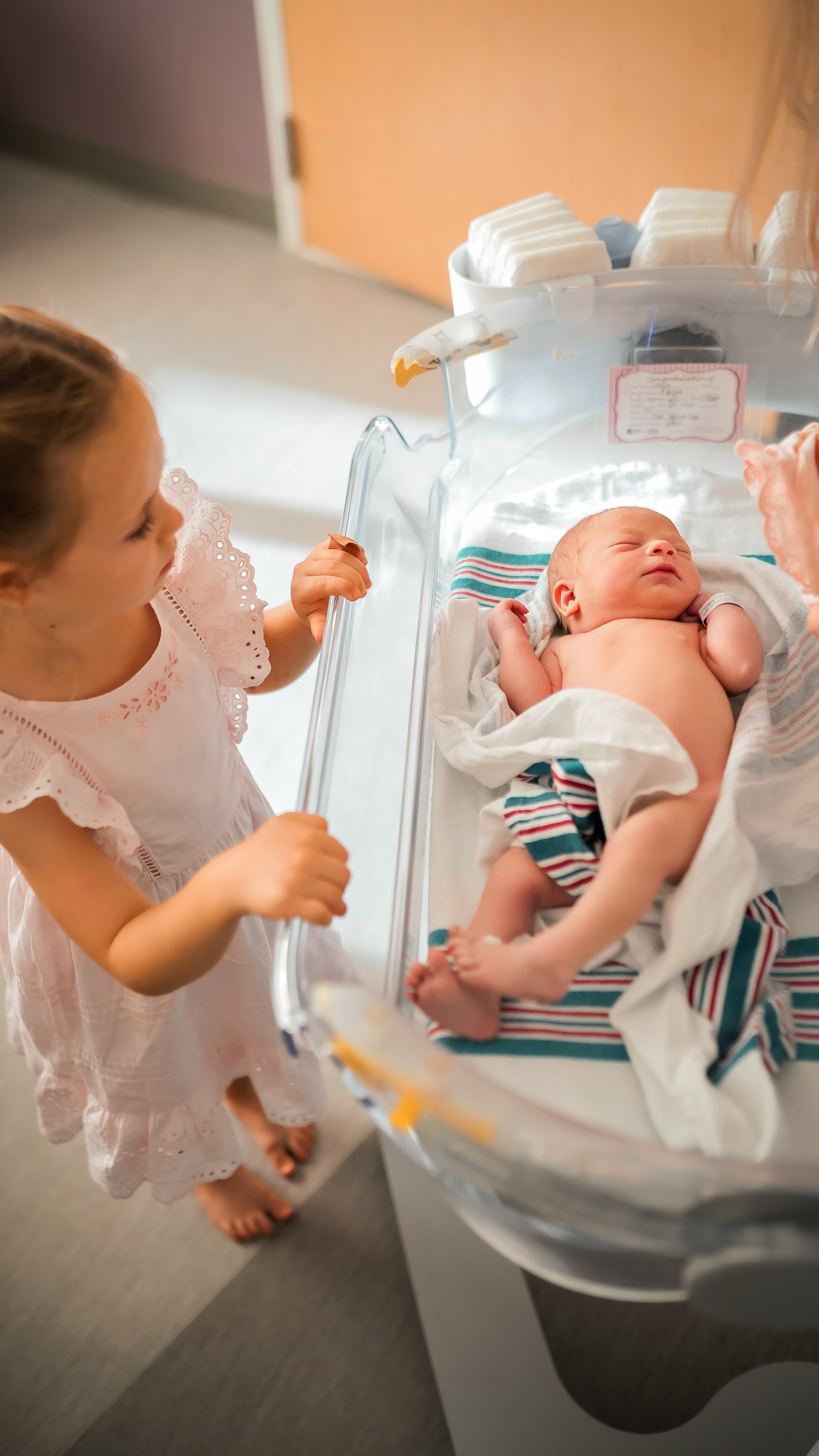 Fresh 24/48 newborn photos | First days in the hospital or at home | Anny Smirnova