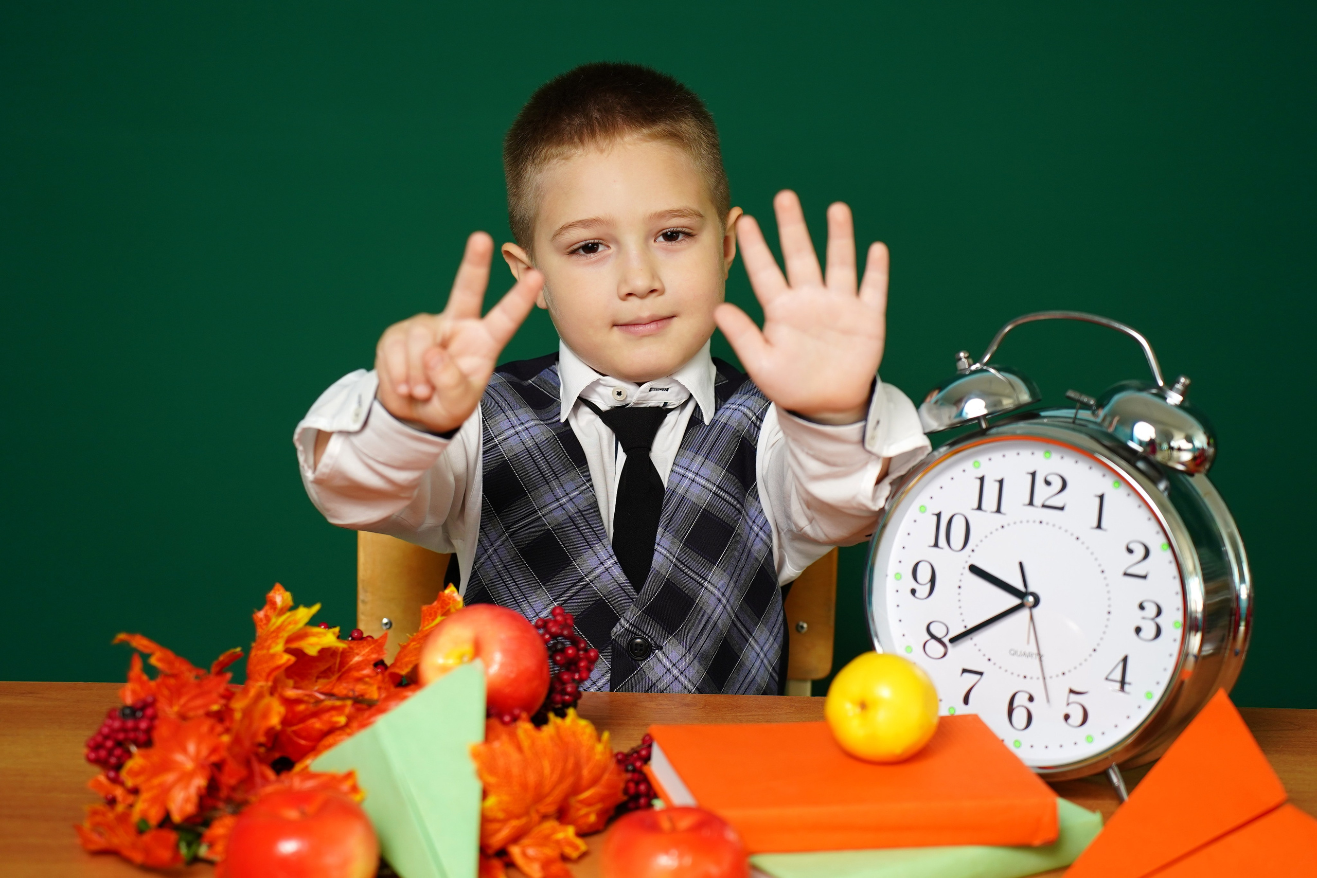 1 кл портреты. MEMENTO.Выпускные альбомы, школьные, юбилейные и другие книги. Ростов-на-Дону