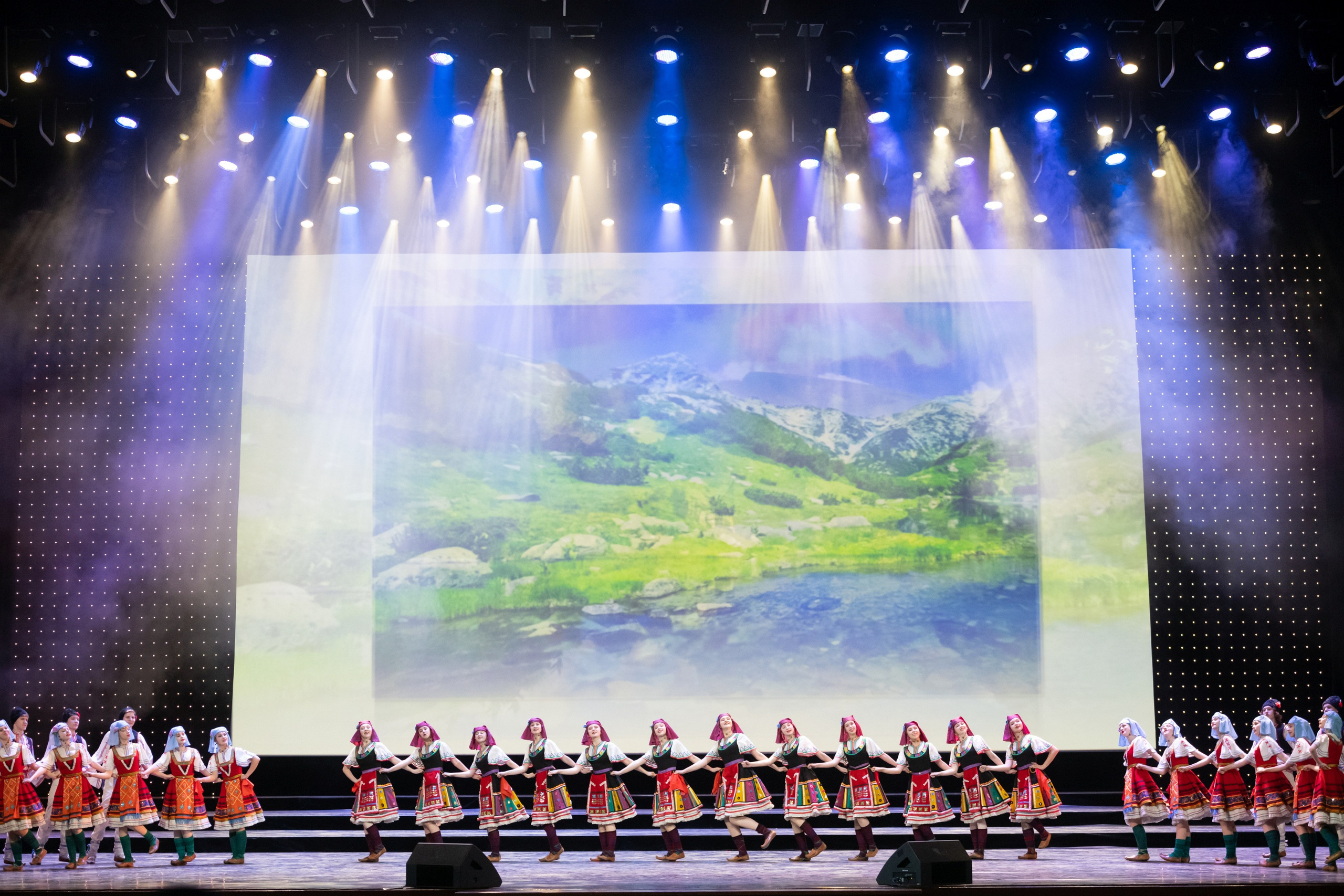 2 февраля, концерт Таланты России, Кремлевский Дворец. Золотое яблочко