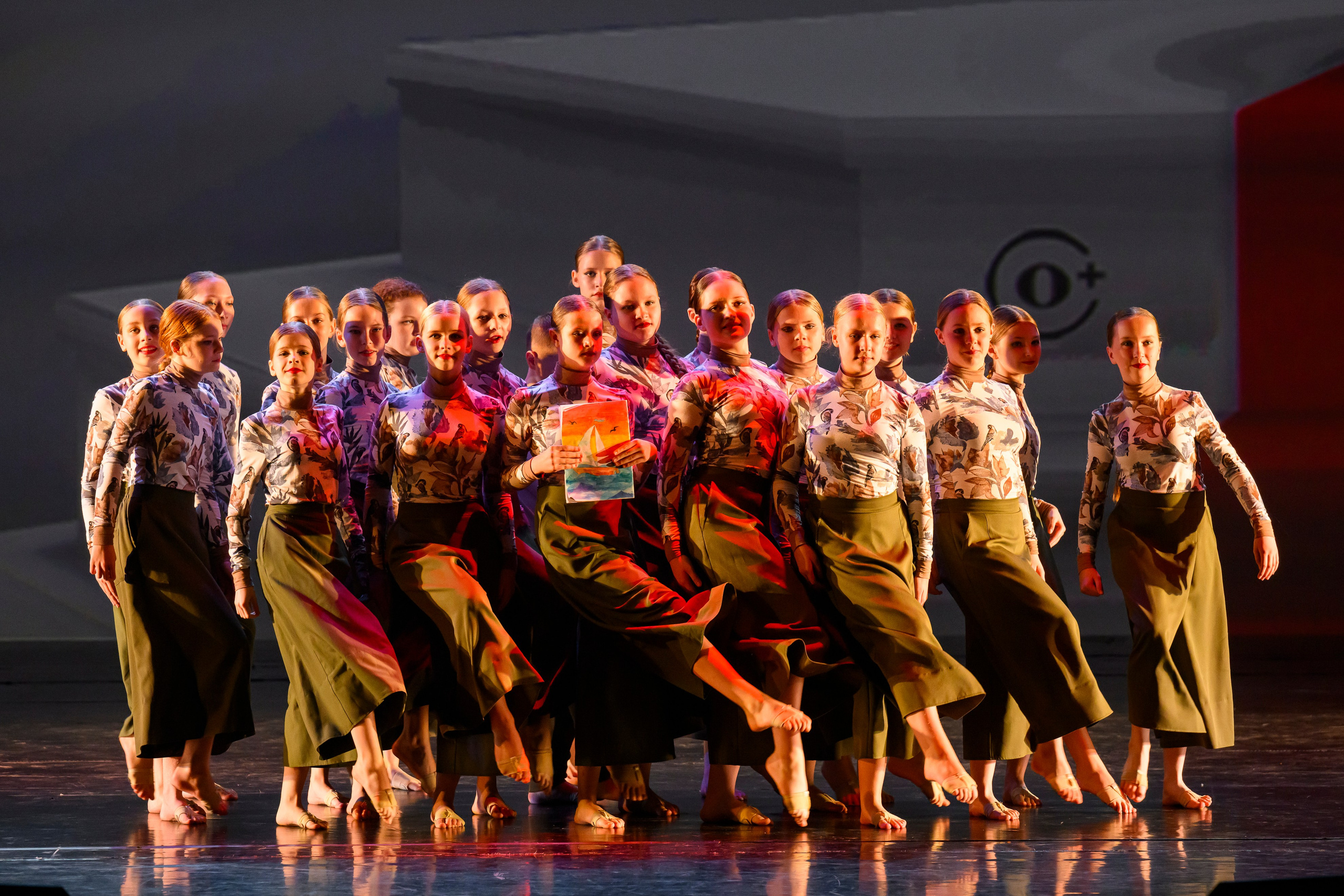 23 апреля, часть 1, БКЗ Октябрьский, г. Санкт-Петербург. Золотое яблочко