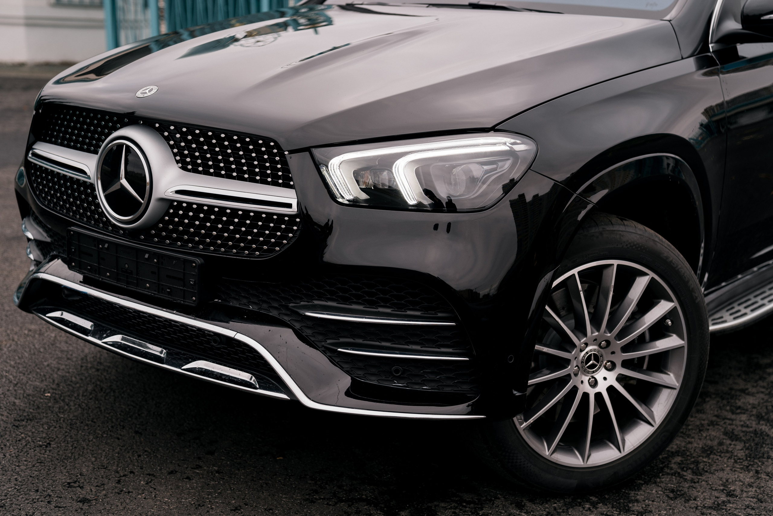 Mercedes-Benz GLE 400D. Идеальные портреты для соцсетей — Фотограф Ленар