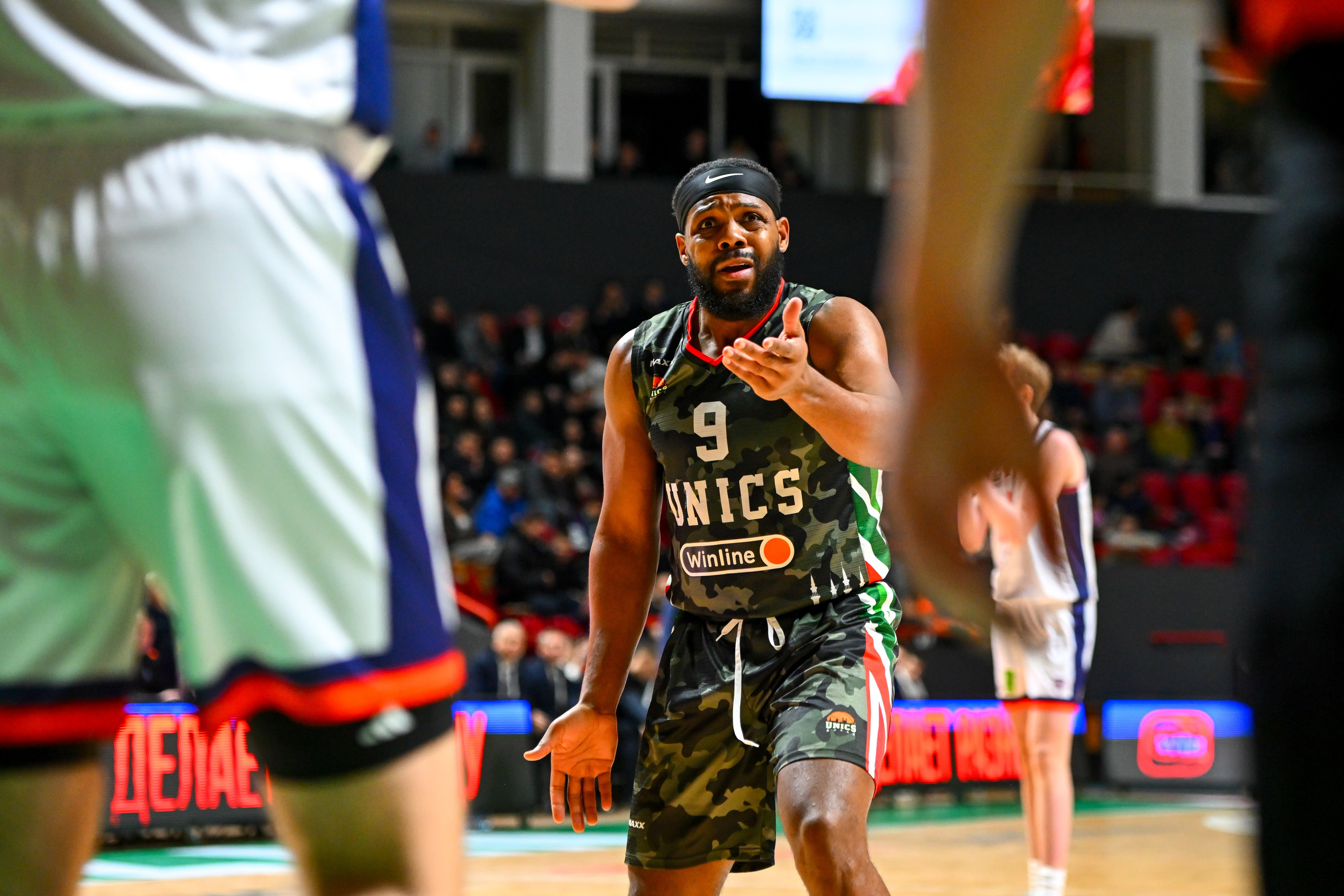 Баскетбольный фотограф. Спортивный и репортажный фотограф в Казани Вячеслав Сатонин