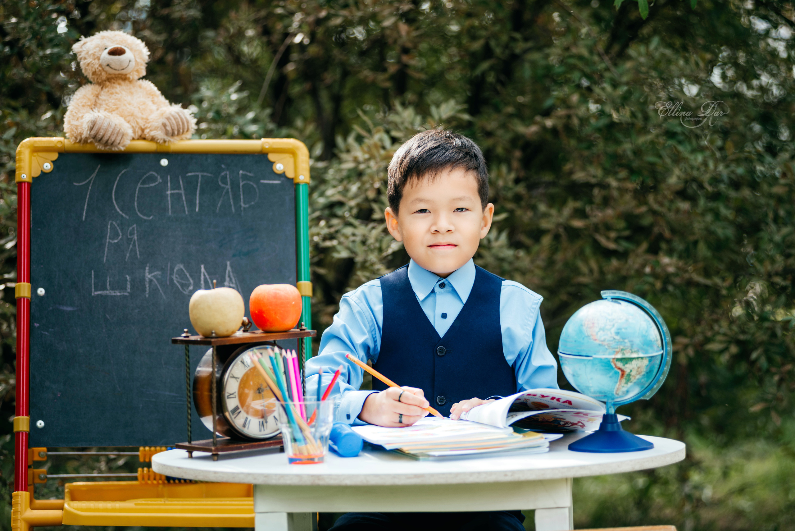 Школьная съемка ретушь. Фотограф Эллина Дар г. Улан-Удэ
