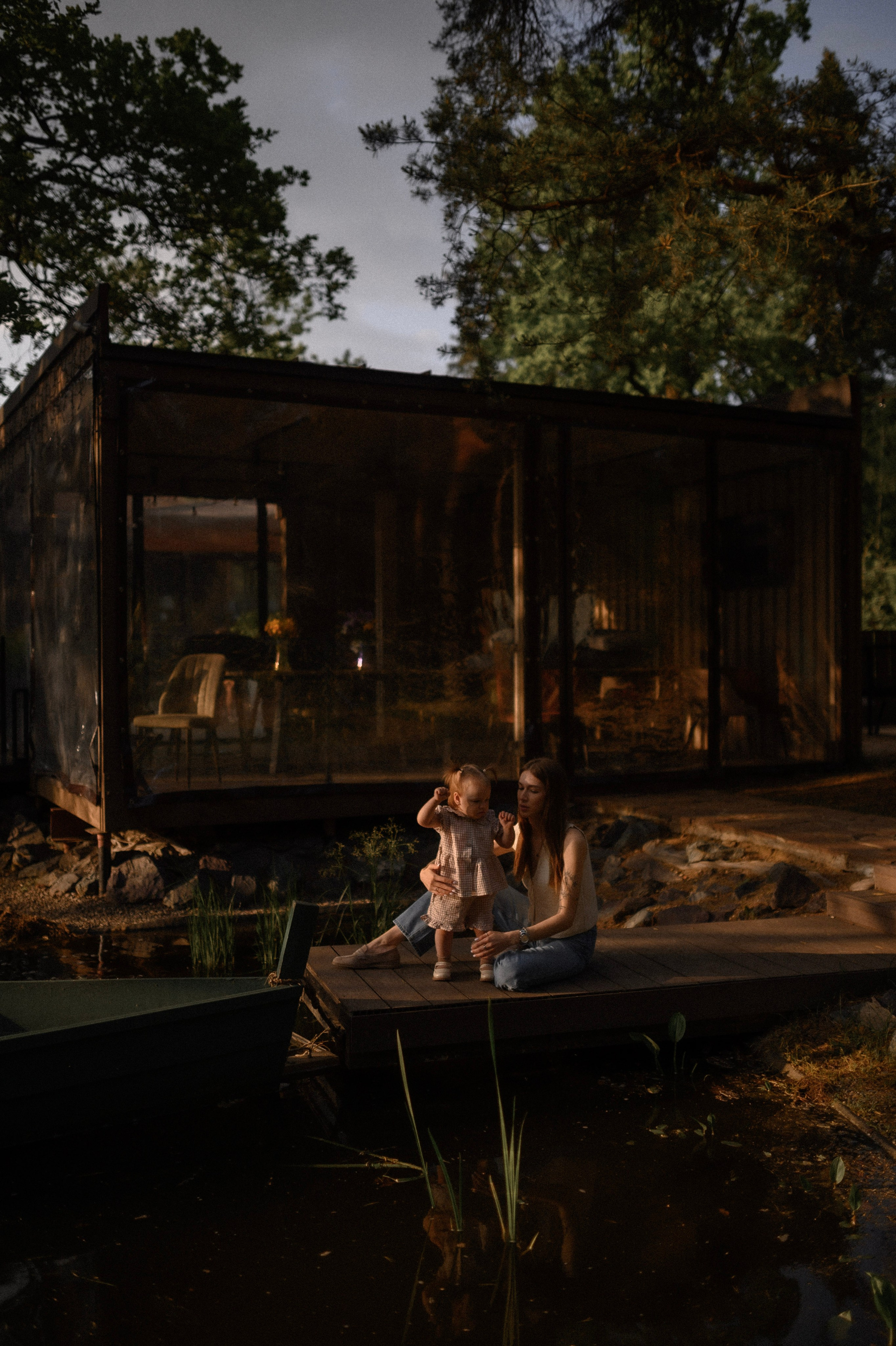 Надя и Алиса в ресторане Кедр. Семейный и свадебный lifestyle-фотограф в Москве Мария Петрова