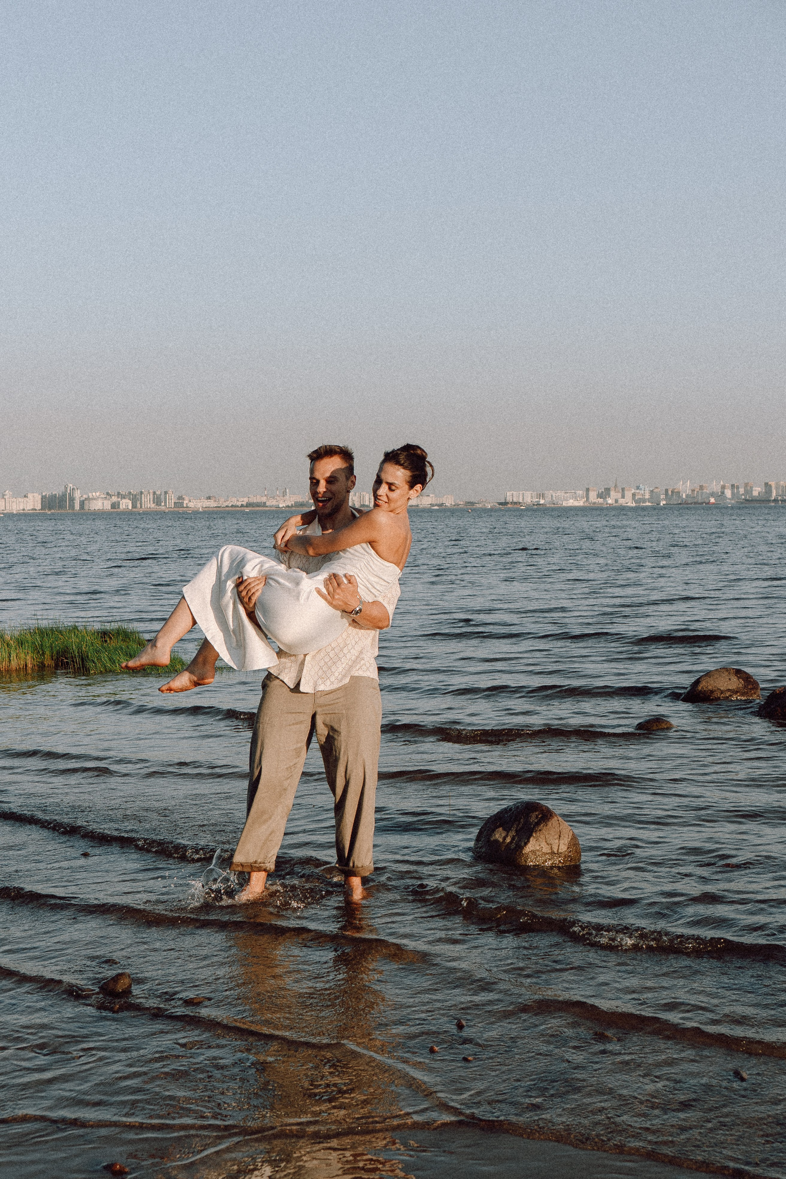 СВАДЕБНАЯ ФОТОСЕССИЯ ВЫЕЗДНОЙ ЦЕРЕМОНИИ (ФИНСКИЙ ЗАЛИВ). Профессиональный фотограф, Санкт-Петербург — Виктория Богомолова