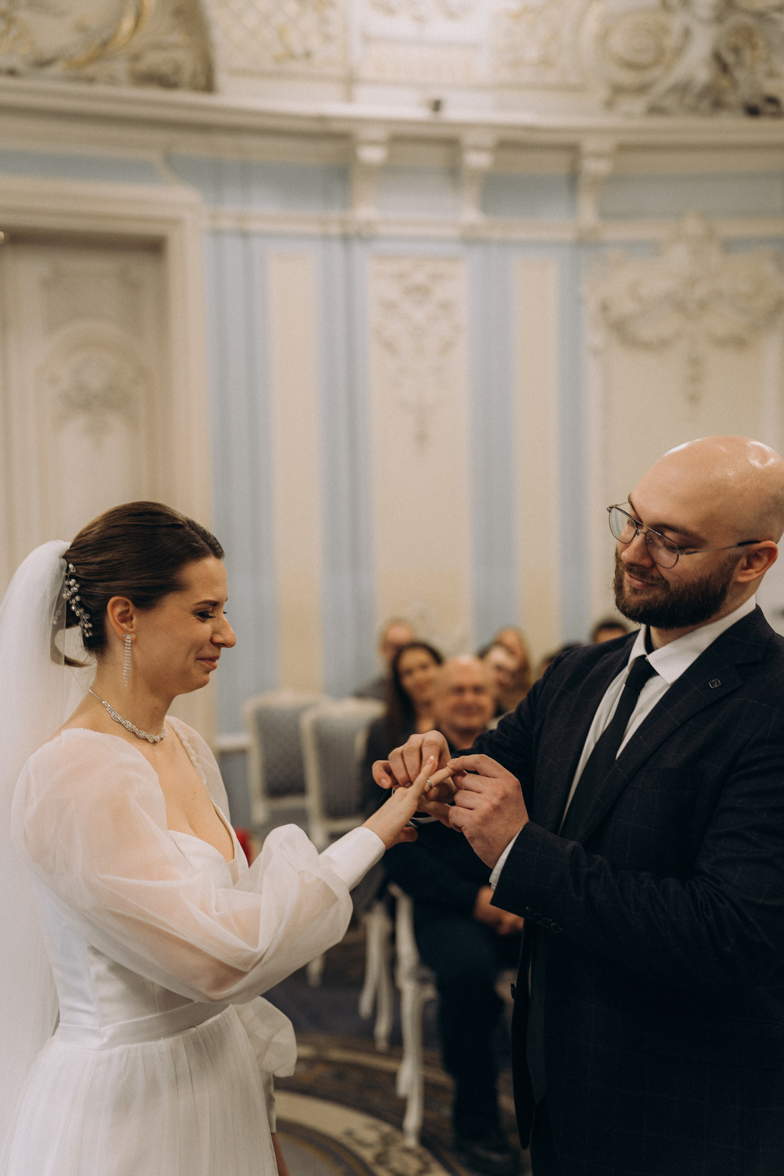 СВАДЕБНАЯ СЬЕМКА ВО ВТОРОМ ДВОРЦЕ (ДЕКАБРЬ) ТАКЖЕ СЬЕМКА В СТУДИИ НА ЧЕРНЫШЕВСКОЙ. Профессиональный фотограф, Санкт-Петербург — Виктория Богомолова