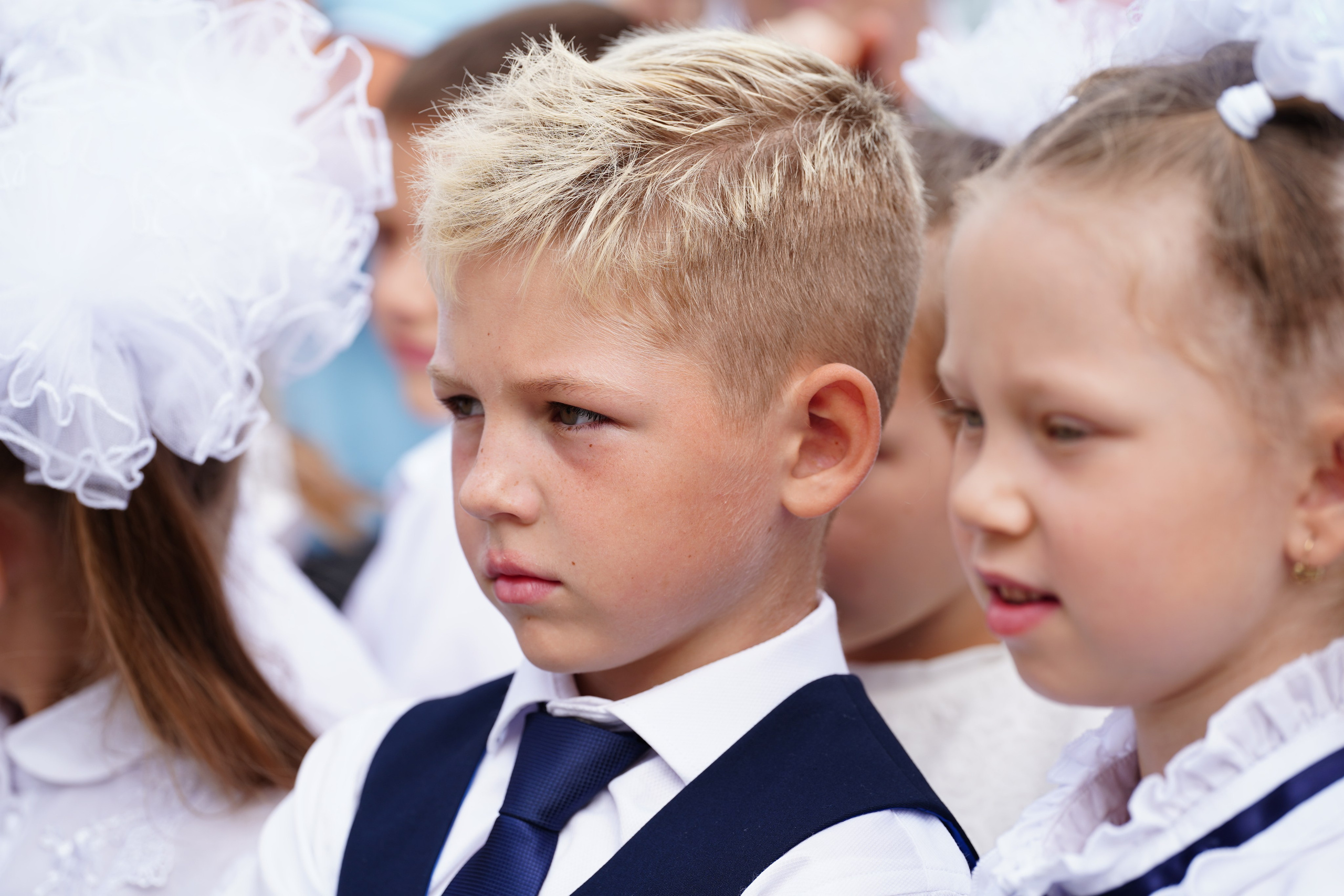 1 сентября Линейка. MEMENTO.Выпускные альбомы, школьные, юбилейные и другие книги. Ростов-на-Дону