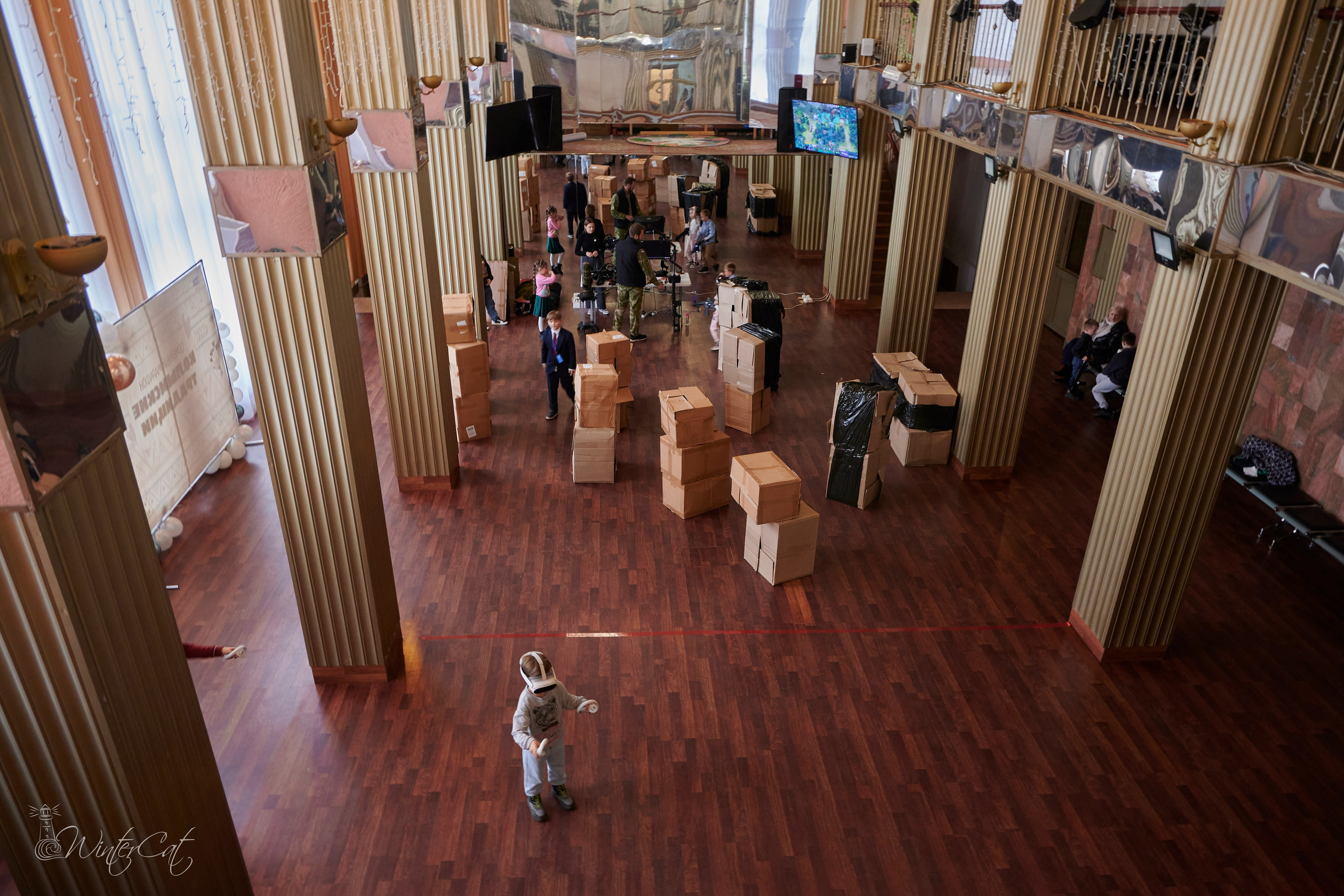 Арт Маркет 12.10.24. Портретный и репортажный фотограф в Магадане Андрей Нефедов WinterCatPhoto