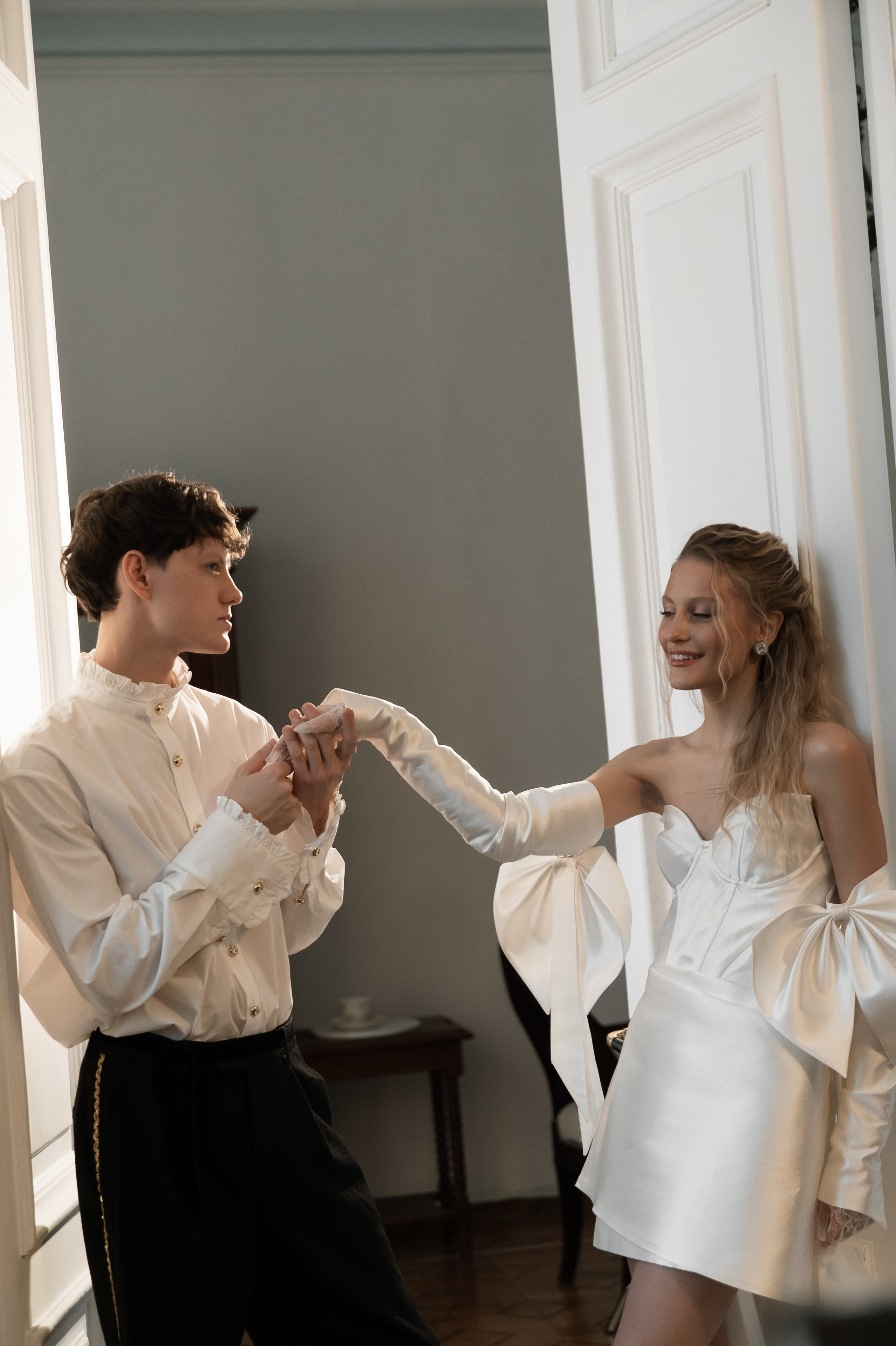 Свадебная съемка в исторической квартире на Чистых прудах. Ярослава Ерина — свадебный фотограф в Москве