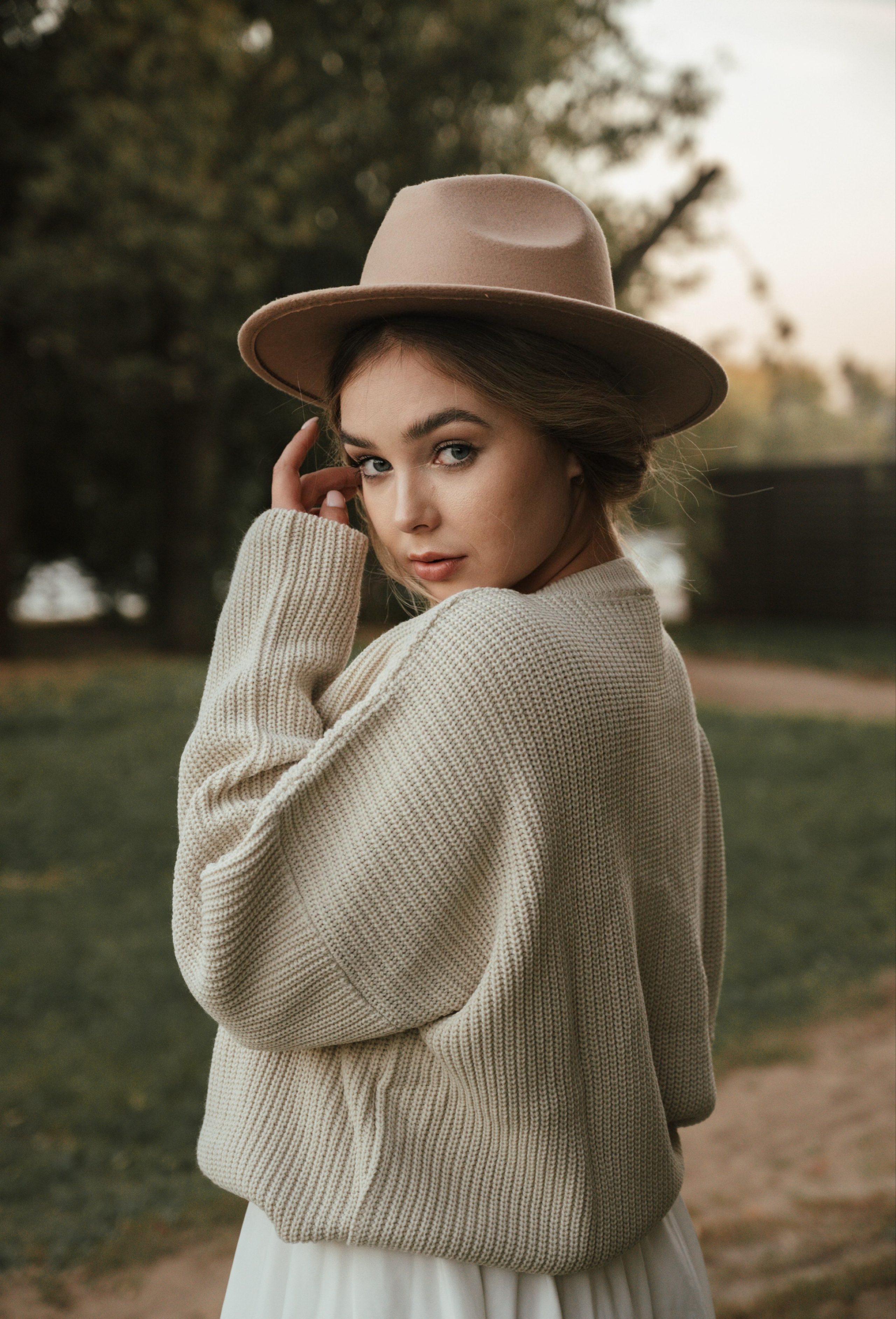 Уличная фотосессия в москве. Карина Эмильевна |Фотограф в Москве | Женский и семейный фотограф. Съемки под ключ для ваших брендов