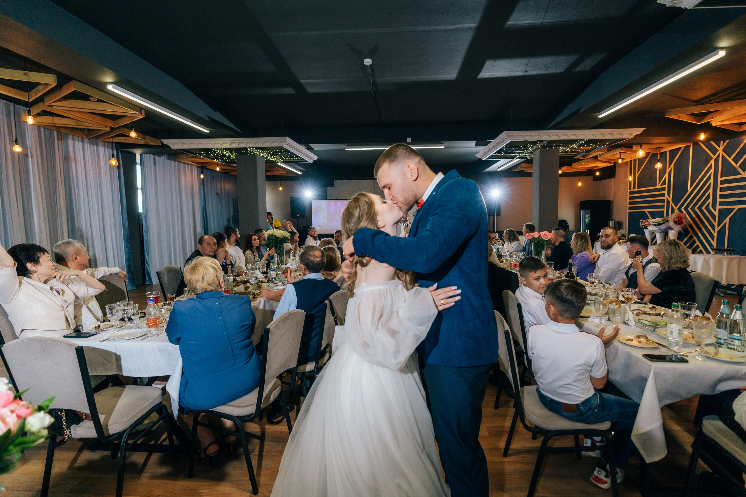 Красный кабриолет. Фотограф Ангарск Иркутск Ксения Король