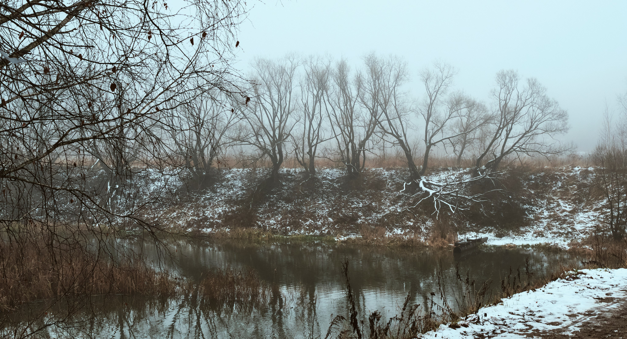 Съемкав туман. Фотограф для маркетплейсов в Иваново | Съемки одежды и белья