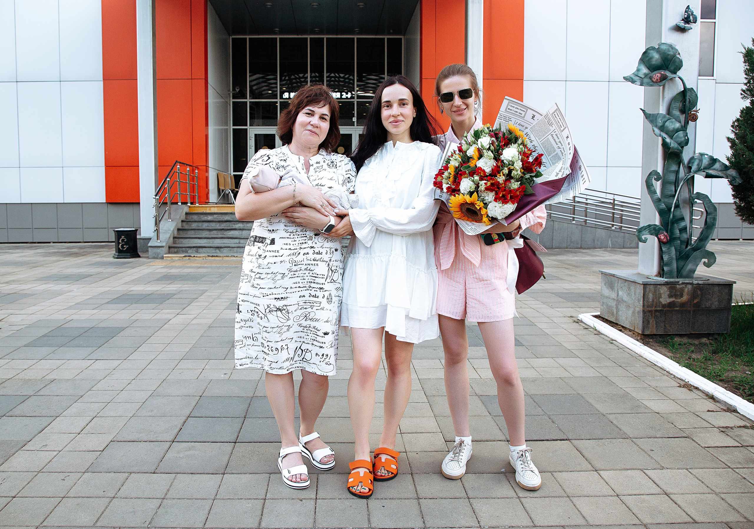 Выписка с роддома ПЦ. Свадебный и семейный фотограф/видеограф в Краснодаре Наталья Осинская