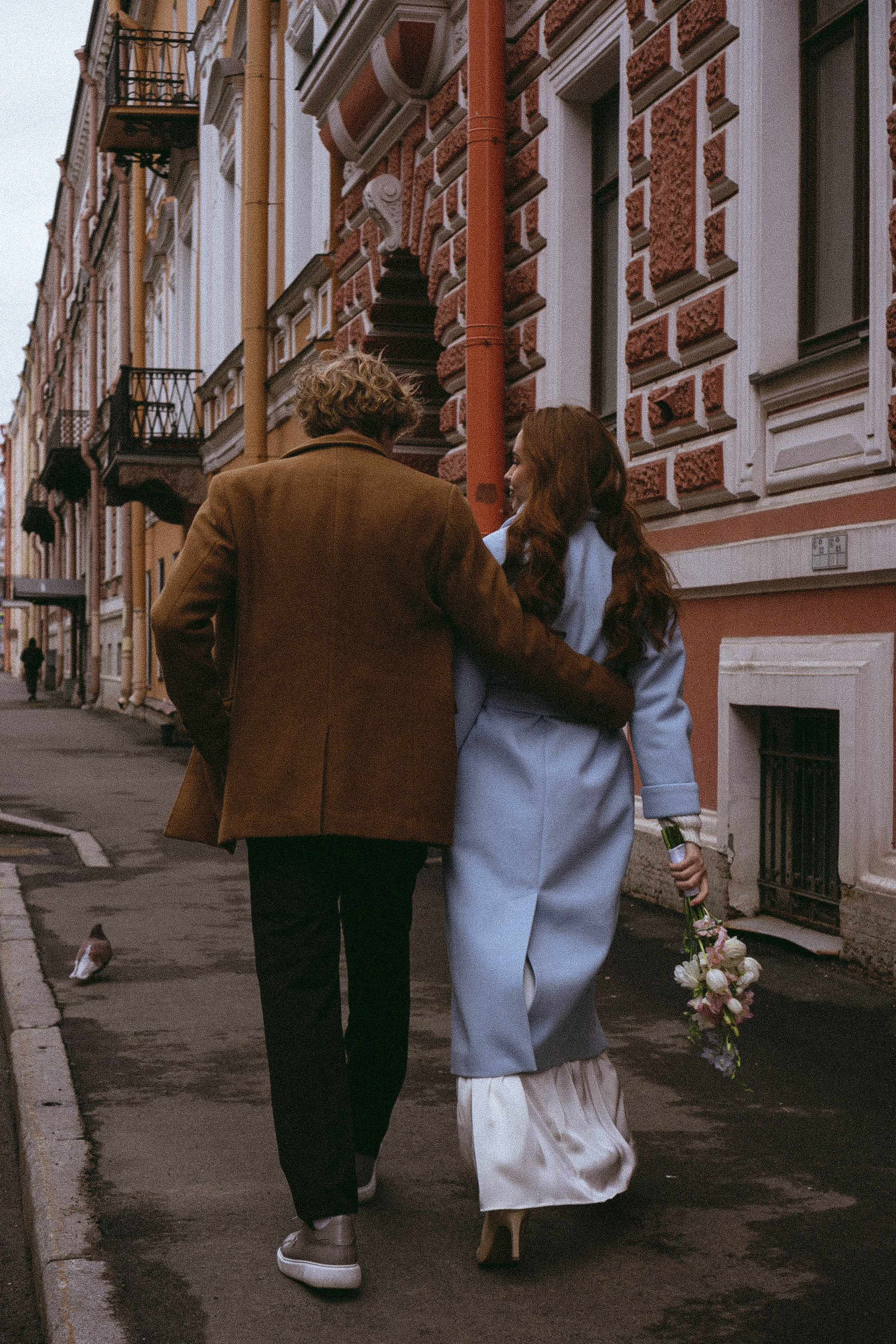 СВАДЕБНАЯ СЬЕМКА В ОТЕЛЕ. СБОРЫ ЖЕНИХА И НЕВЕСТЫ И ТАКЖЕ ТОР И ПОДГОТОВКА К ПРОГУЛКЕ И ПРОГУЛКА ПО ПЕТРОГРАДКЕ. Профессиональный фотограф, Санкт-Петербург — Виктория Богомолова