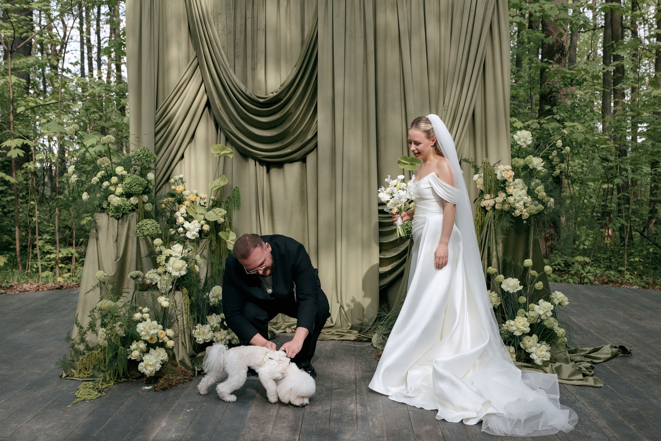 ЛЕС Event House выездная регистрация и свадебный банкет на площадке ЛЕС. Свадебный фотограф Москва