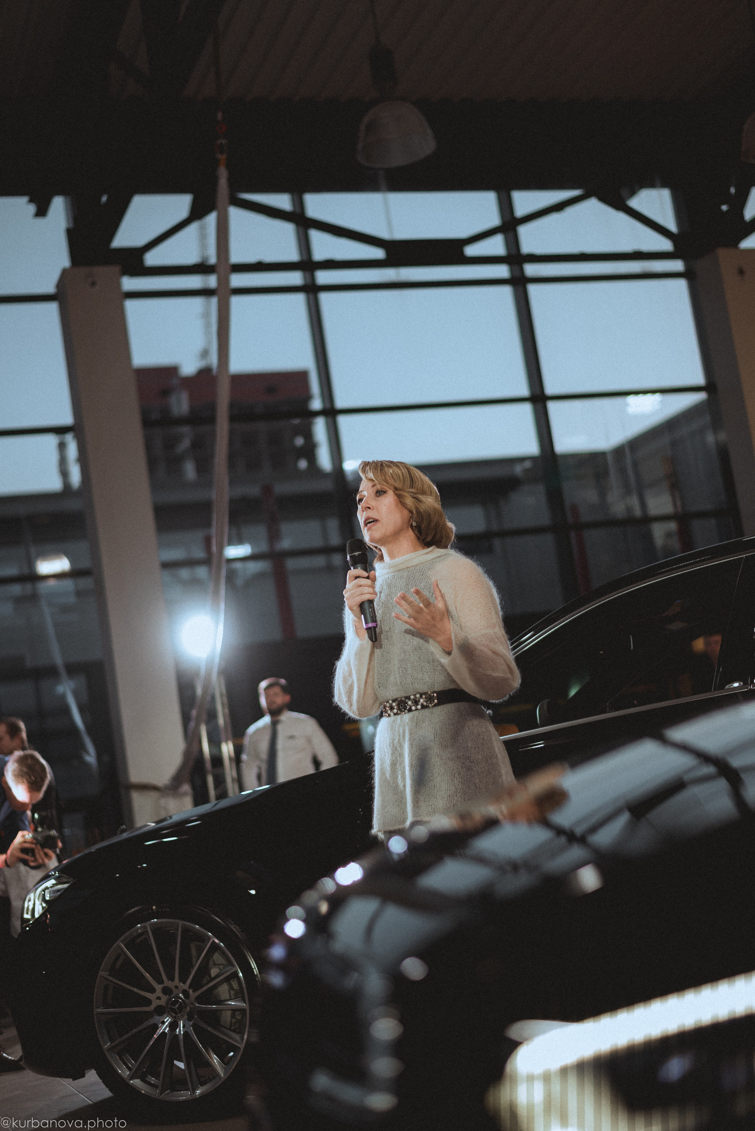 Презентация Mercedes Benz. Екатерина Курбанова. Женский фотограф