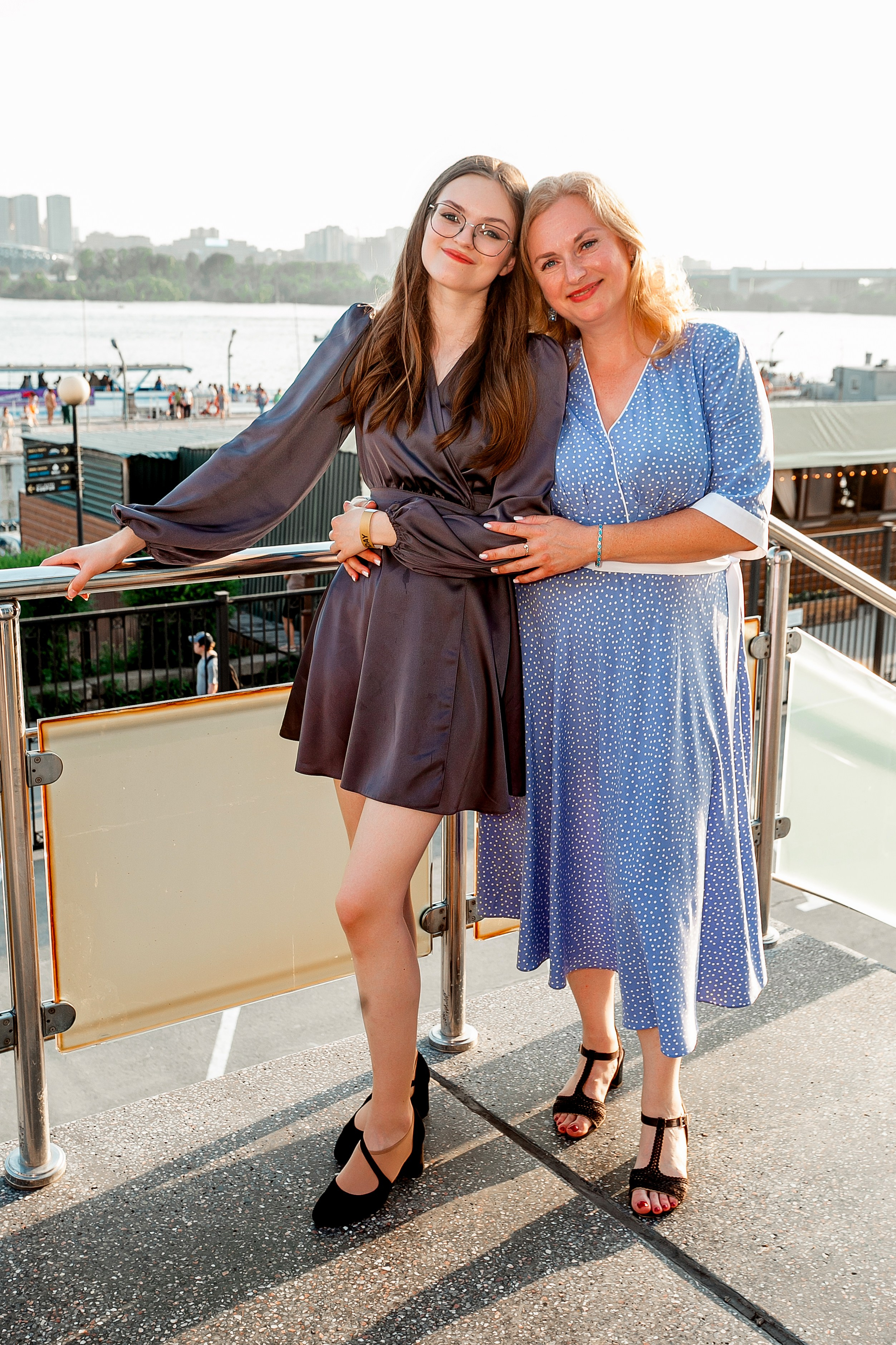 ВЫПУСКНОЙ \ Бирман\ Show today. Фотограф в  г. Новосибирск