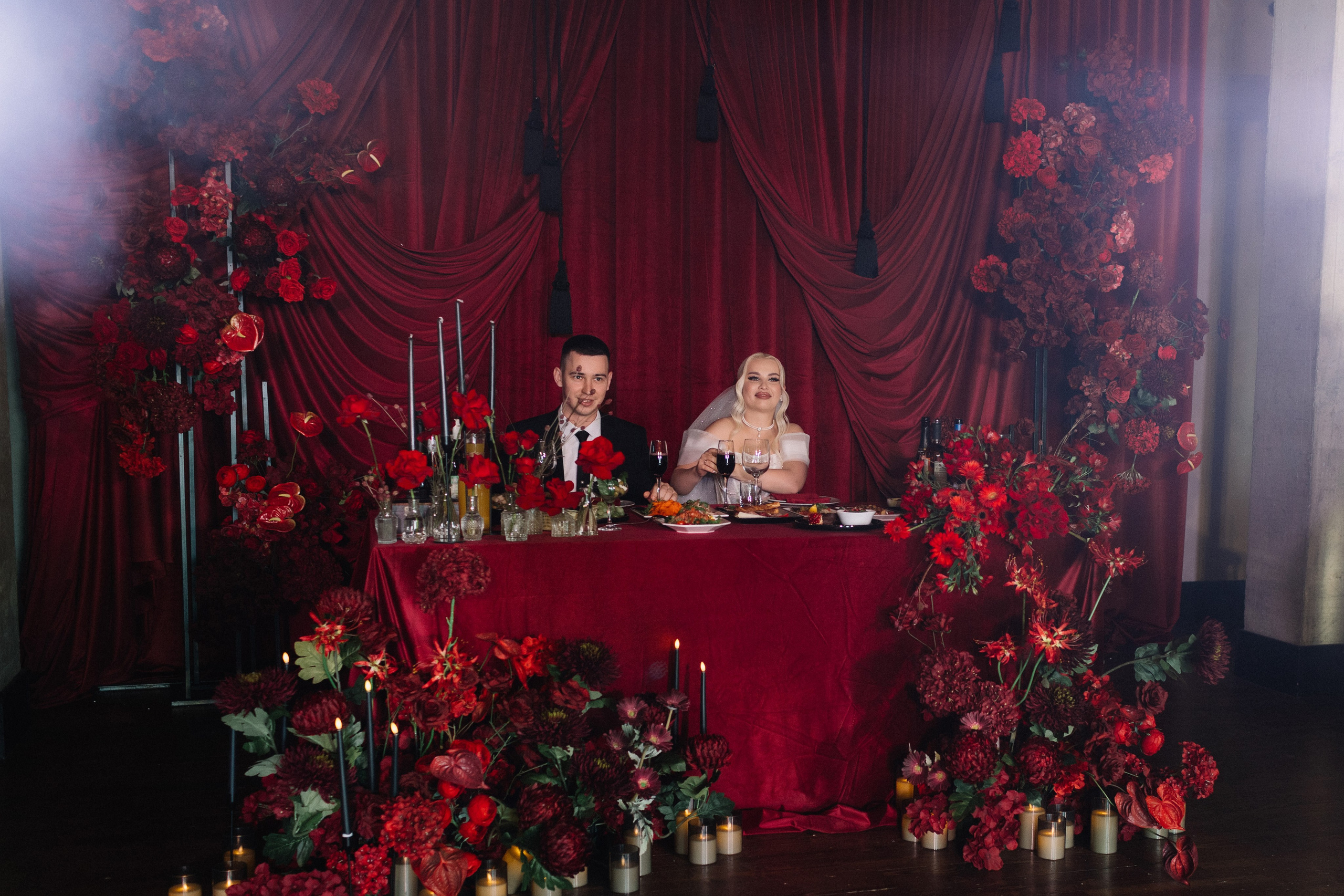 Red ahd love. Свадебный фотограф в Краснодаре Булатова Наталия