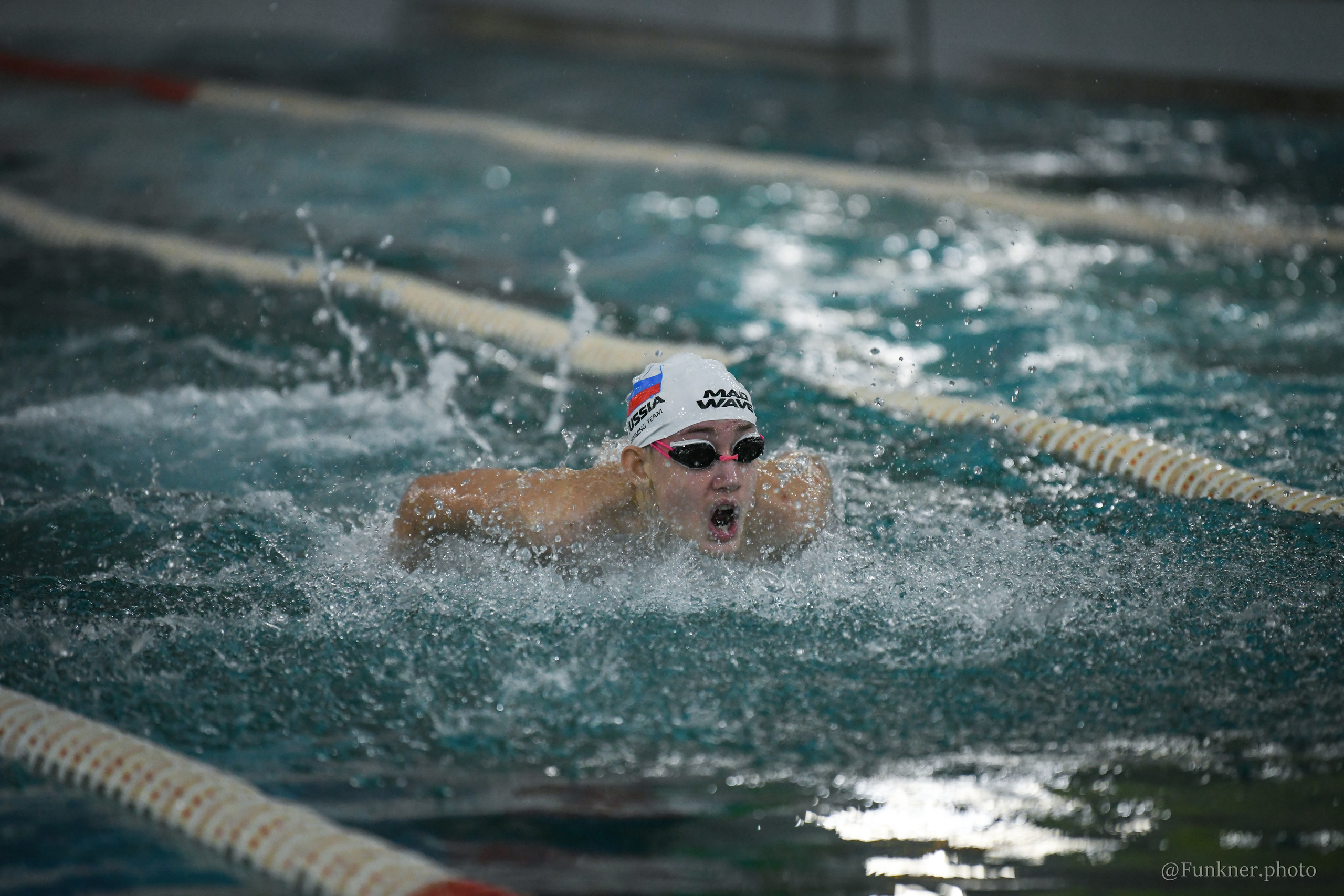 Соревнования по плаванию. Бассейн «Волна» Талнах. 2022. Свой взгляд через объектив