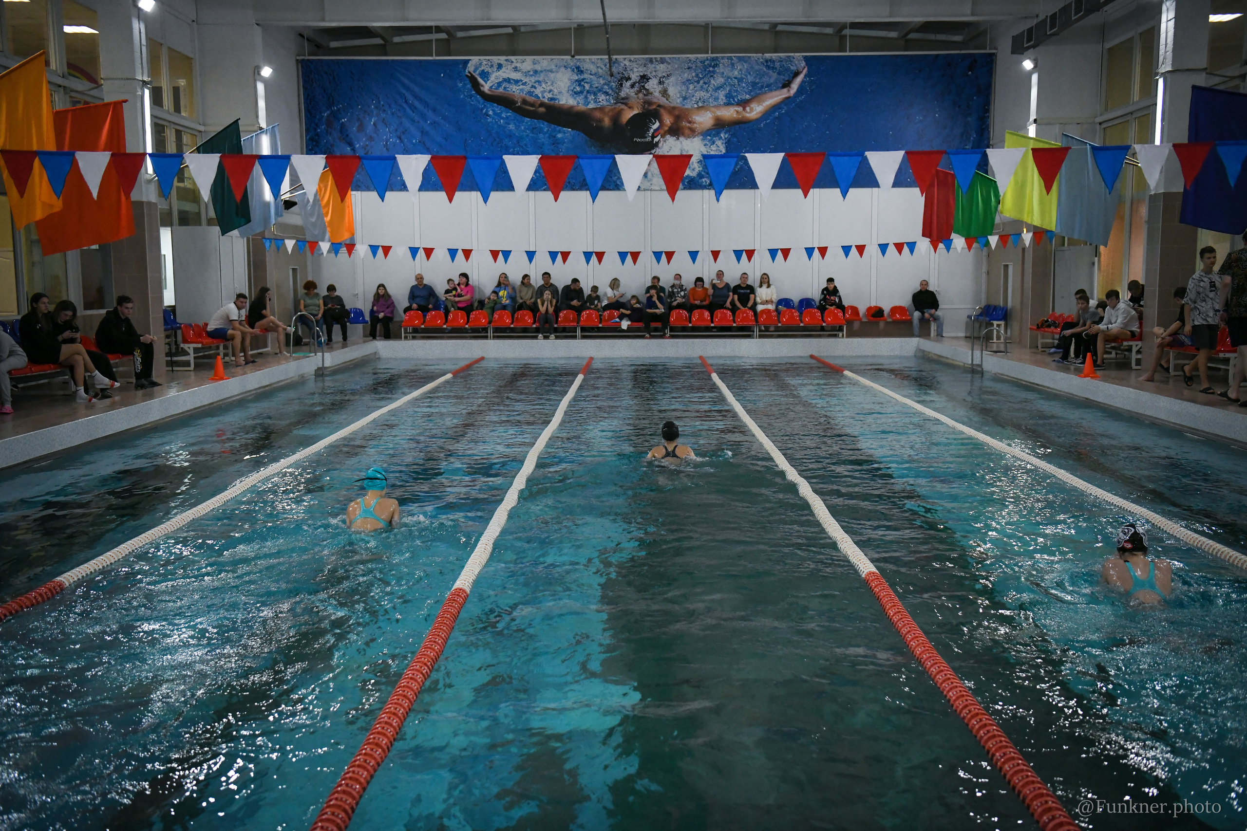 Соревнования по плаванию. Бассейн «Волна» Талнах. 2022. Свой взгляд через объектив