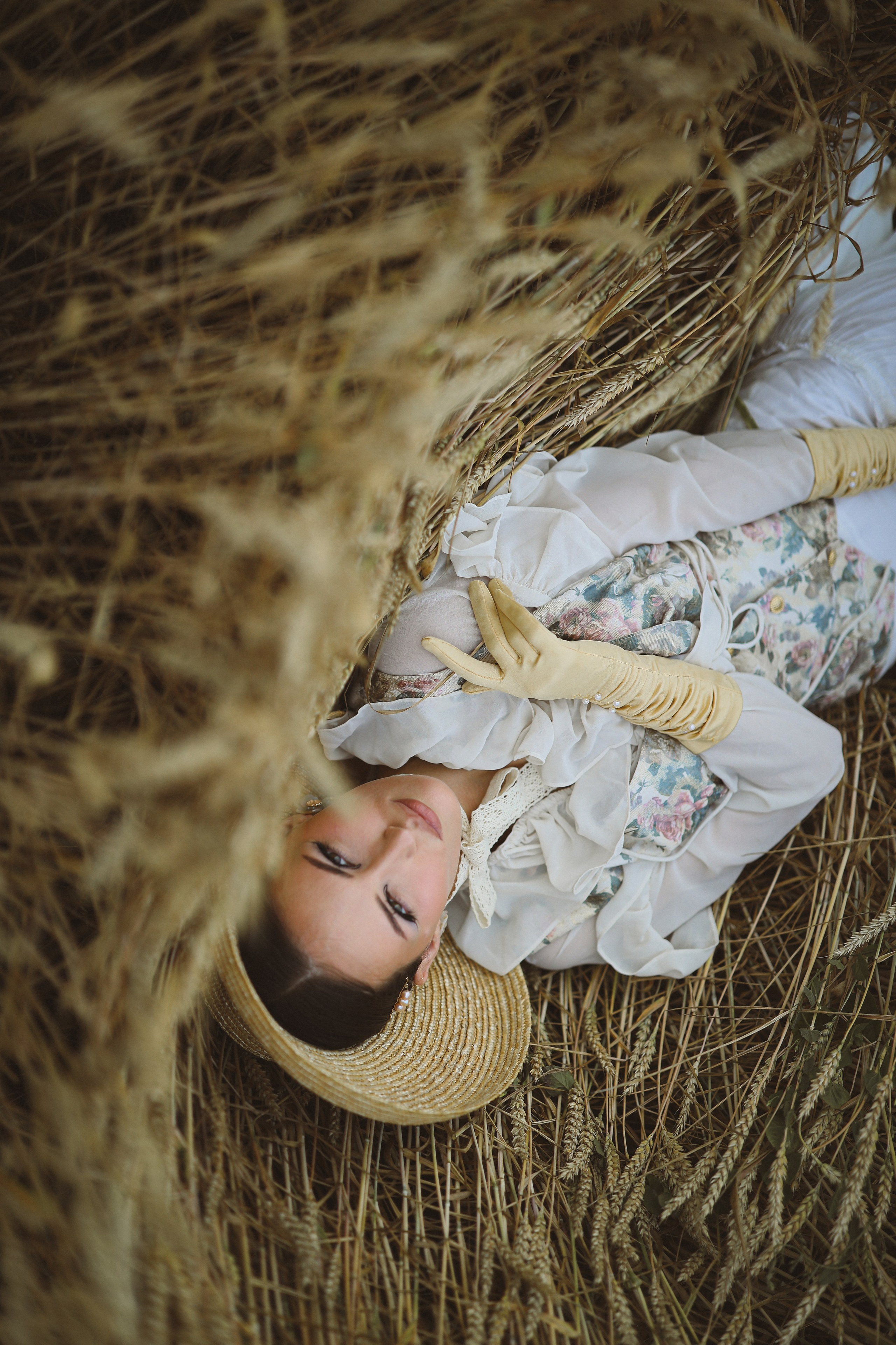 Фотосессия в поле. Свадебный и семейный фотограф в Абхазии Жанна Соснина