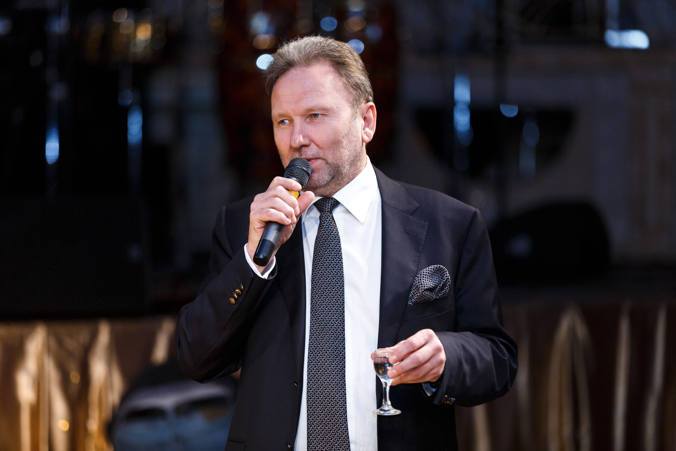 Немчиновка. Свадебный фотограф в Москве Никифоров-Гордеев Константин