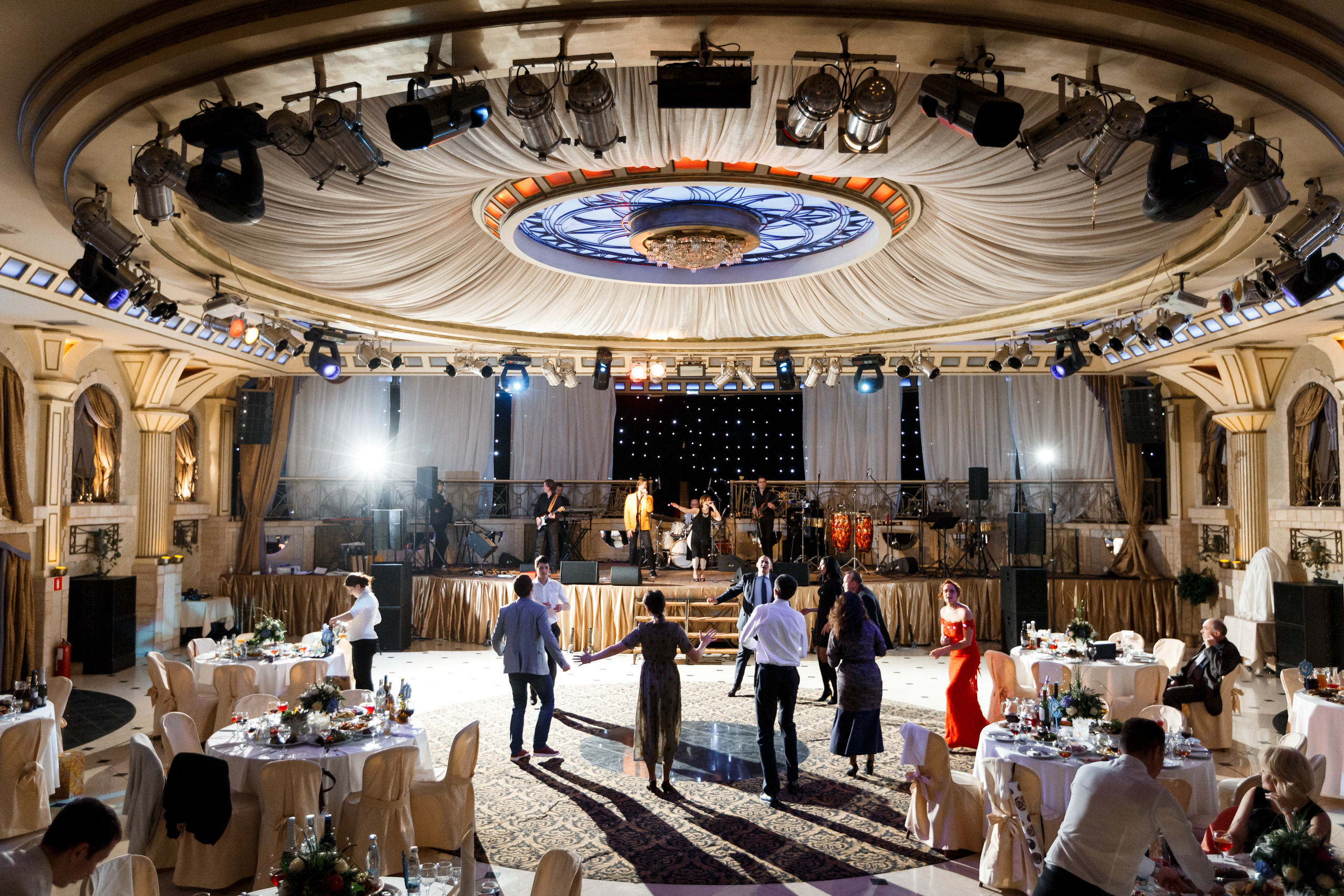 Немчиновка. Свадебный фотограф в Москве Никифоров-Гордеев Константин