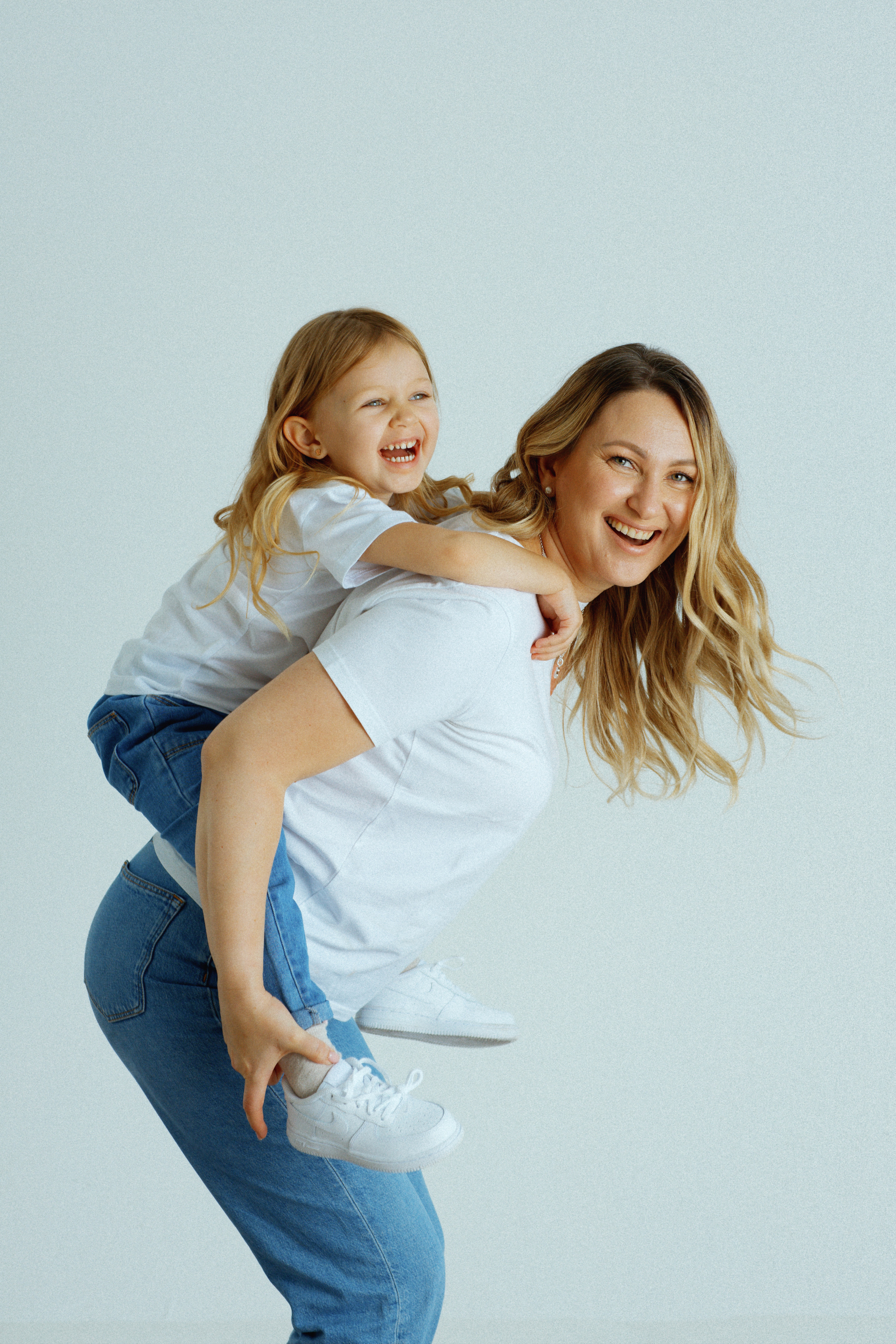 Семейная студийная фотосъёмка. Свадебный фотограф в Москве Никифоров-Гордеев Константин