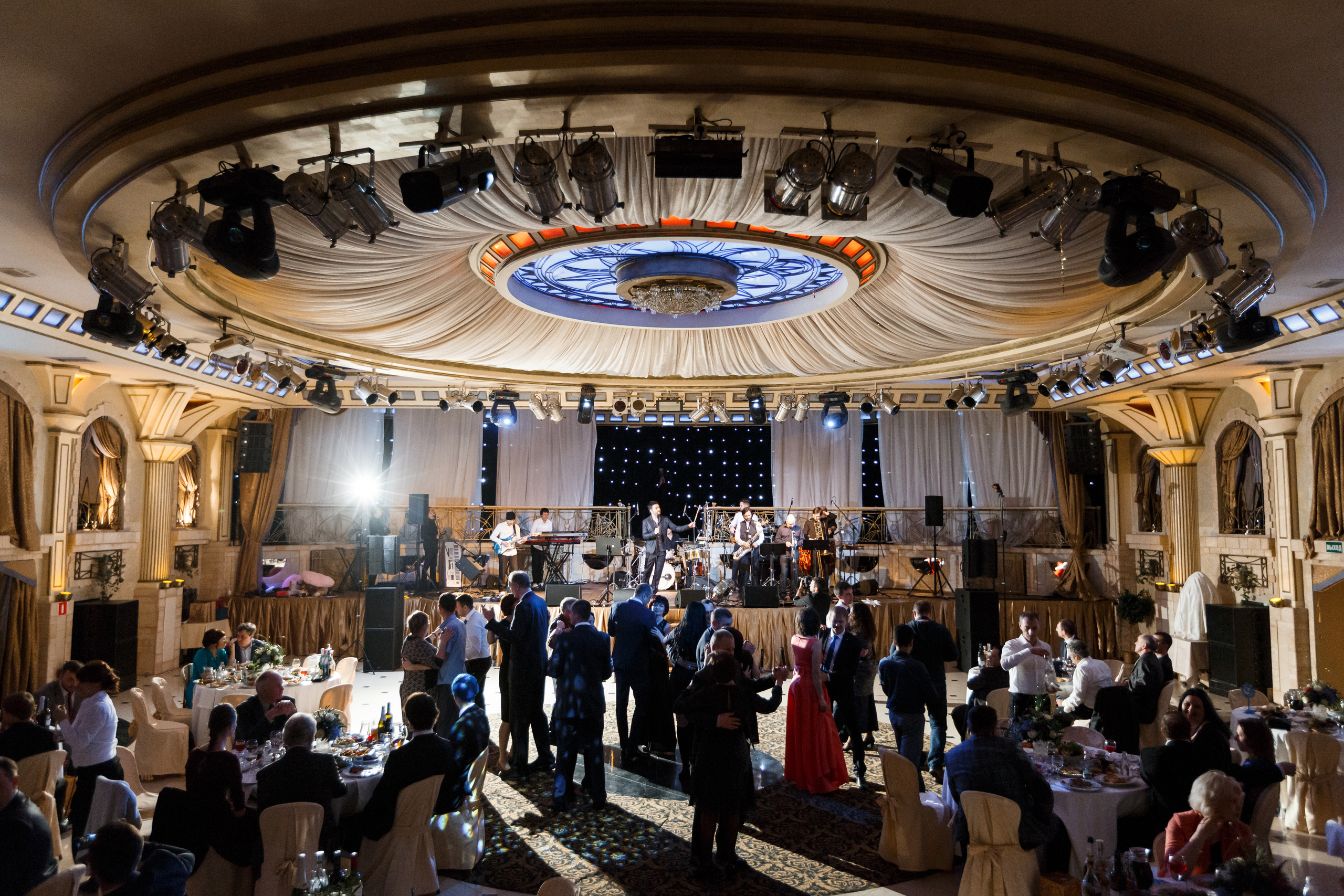 Немчиновка. Свадебный фотограф в Москве Никифоров-Гордеев Константин