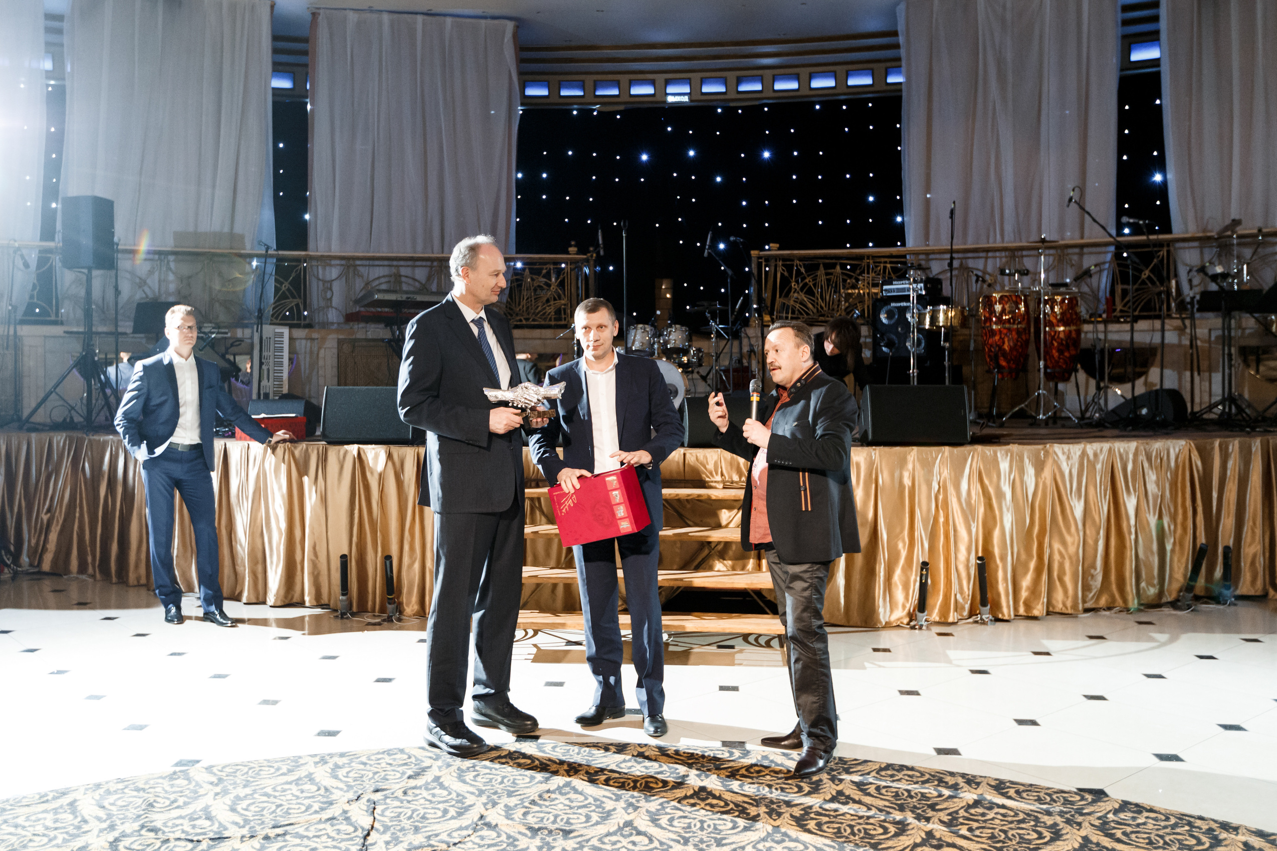 Немчиновка. Свадебный фотограф в Москве Никифоров-Гордеев Константин