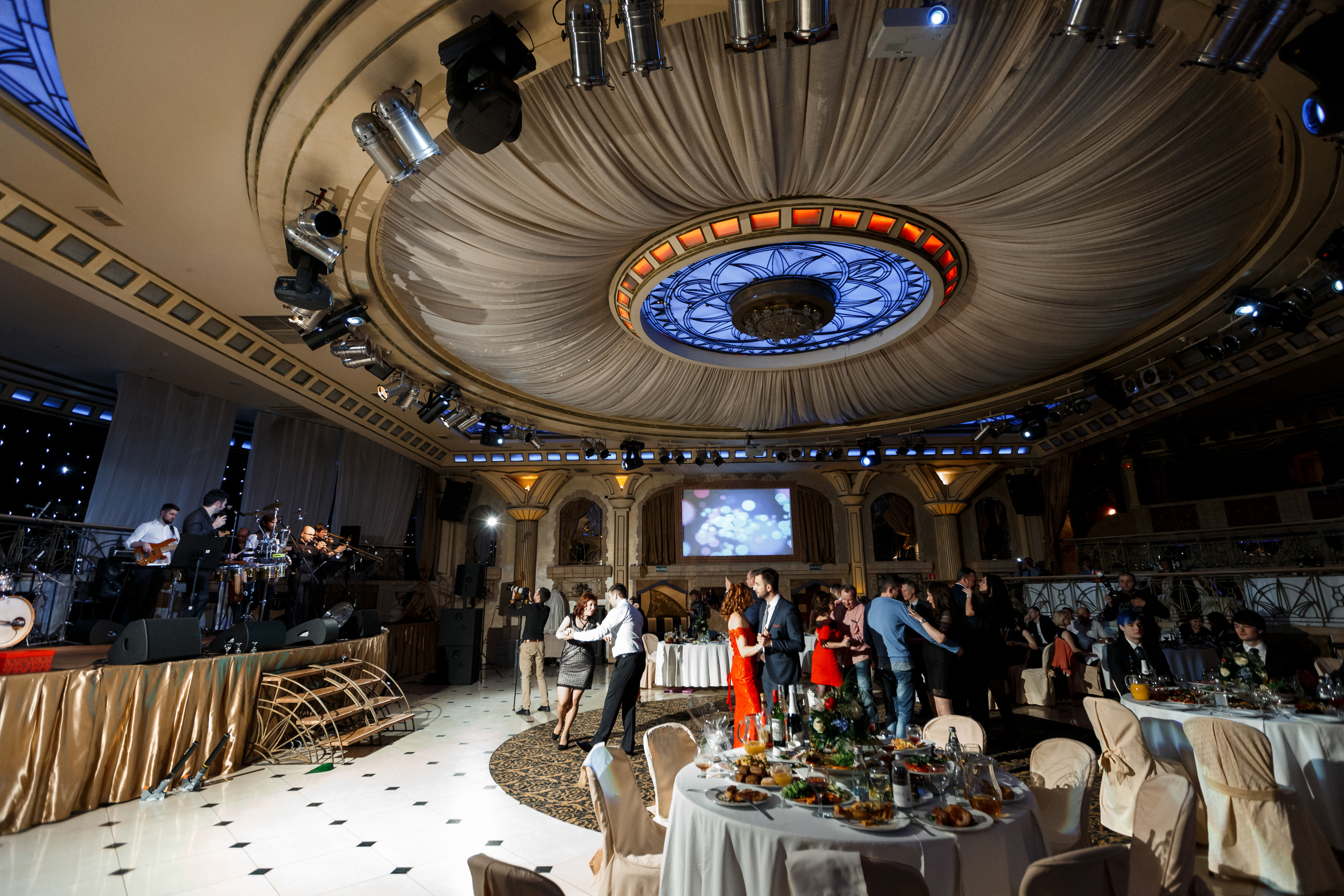Немчиновка. Свадебный фотограф в Москве Никифоров-Гордеев Константин