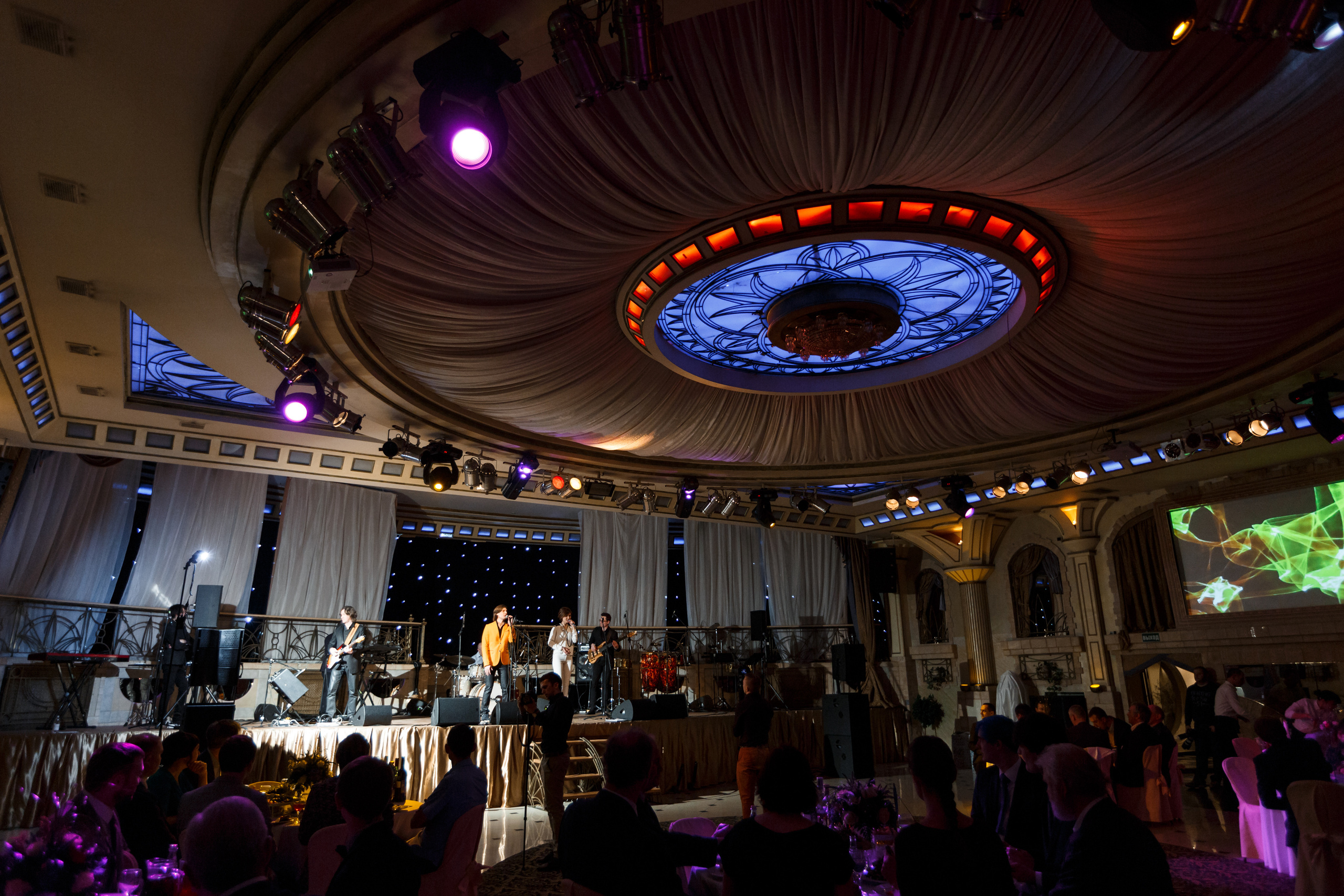 Немчиновка. Свадебный фотограф в Москве Никифоров-Гордеев Константин