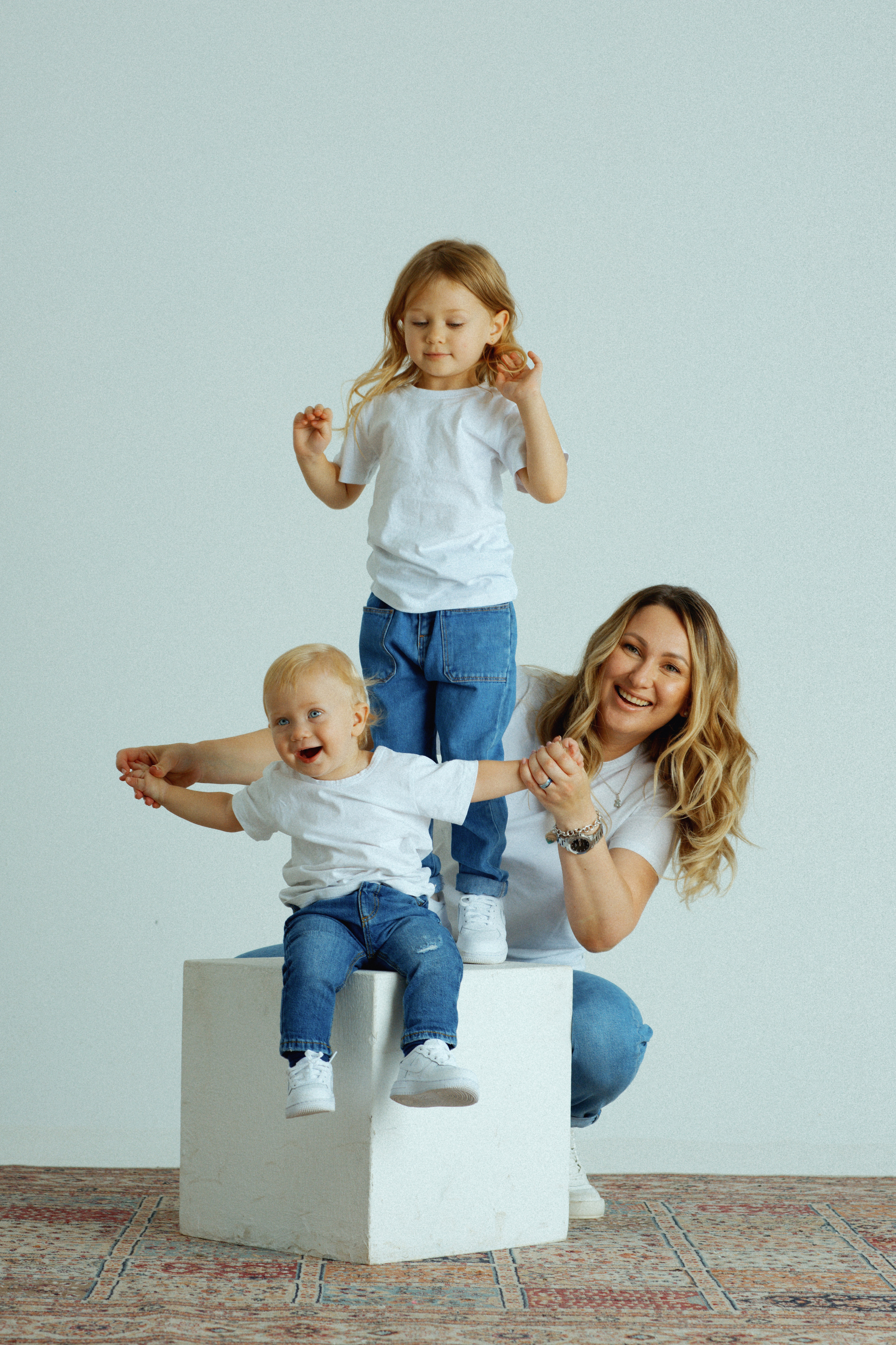 Семейная студийная фотосъёмка. Свадебный фотограф в Москве Никифоров-Гордеев Константин