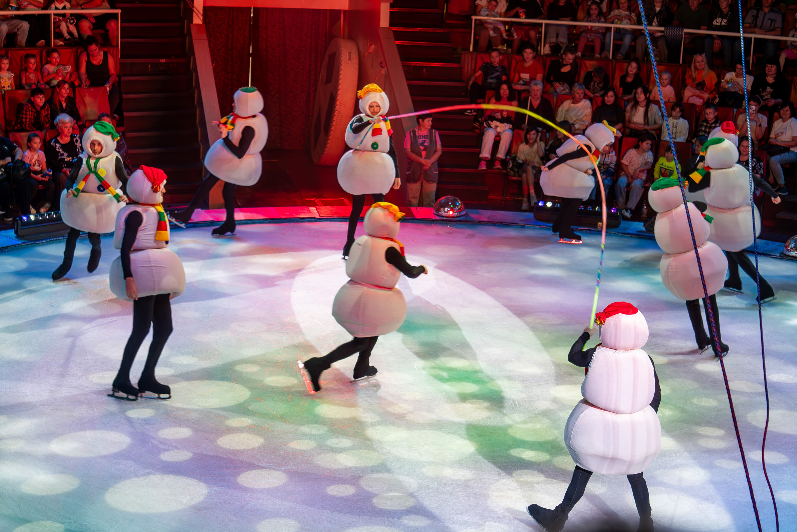 Цирк на льду «Айсберг» в Луганске. Фотограф в РФ и ЛНР Юлия Федосеева