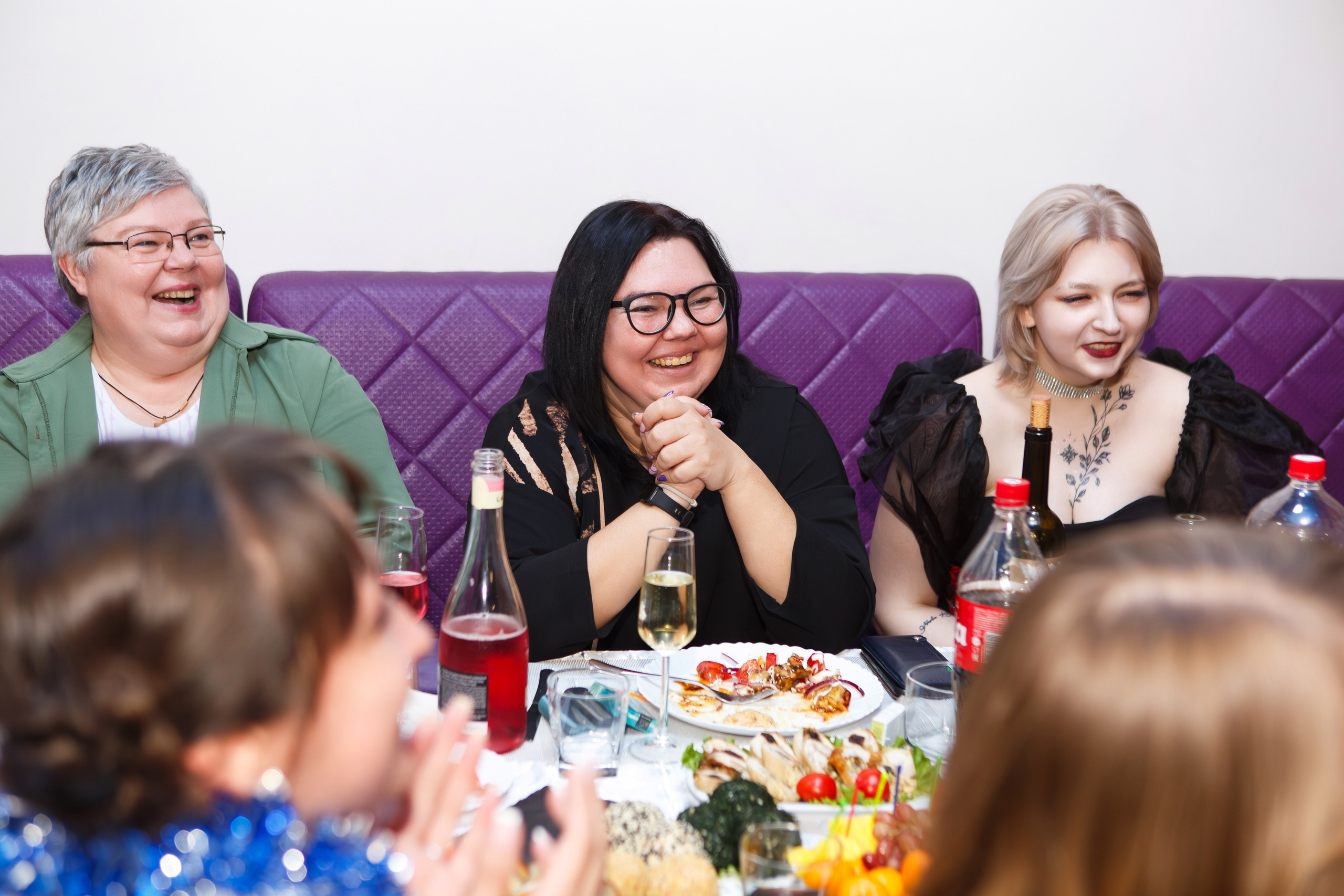 КОРПОРАТИВ 20.12.24 (кафе — АТМОСФЕРА). Профессиональный фотограф в Мценске и Орловской области