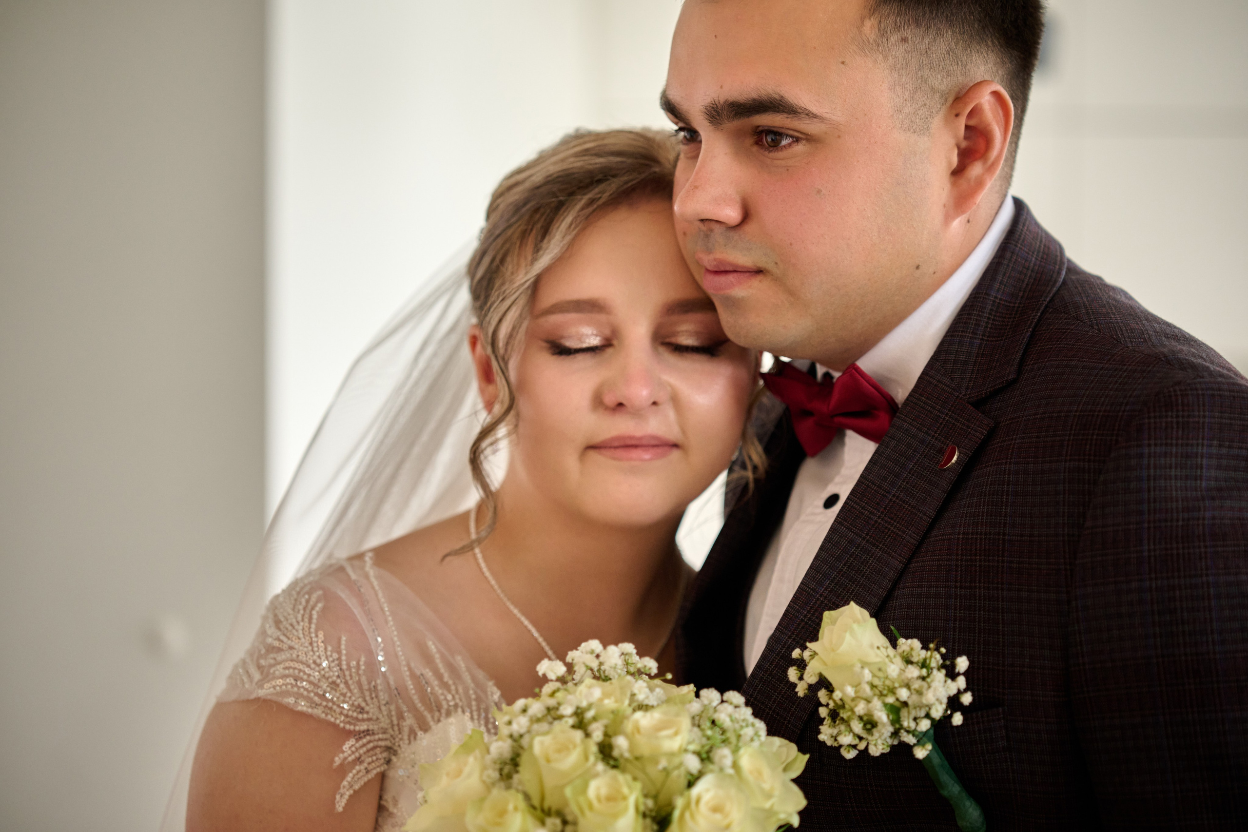 Свадебная фотосессия Ильи и Евгении в Старом Осколе. Профессиональный фотограф Старый Оскол, Губкин — свадьба, венчание, крещение, юбилей и день рождения