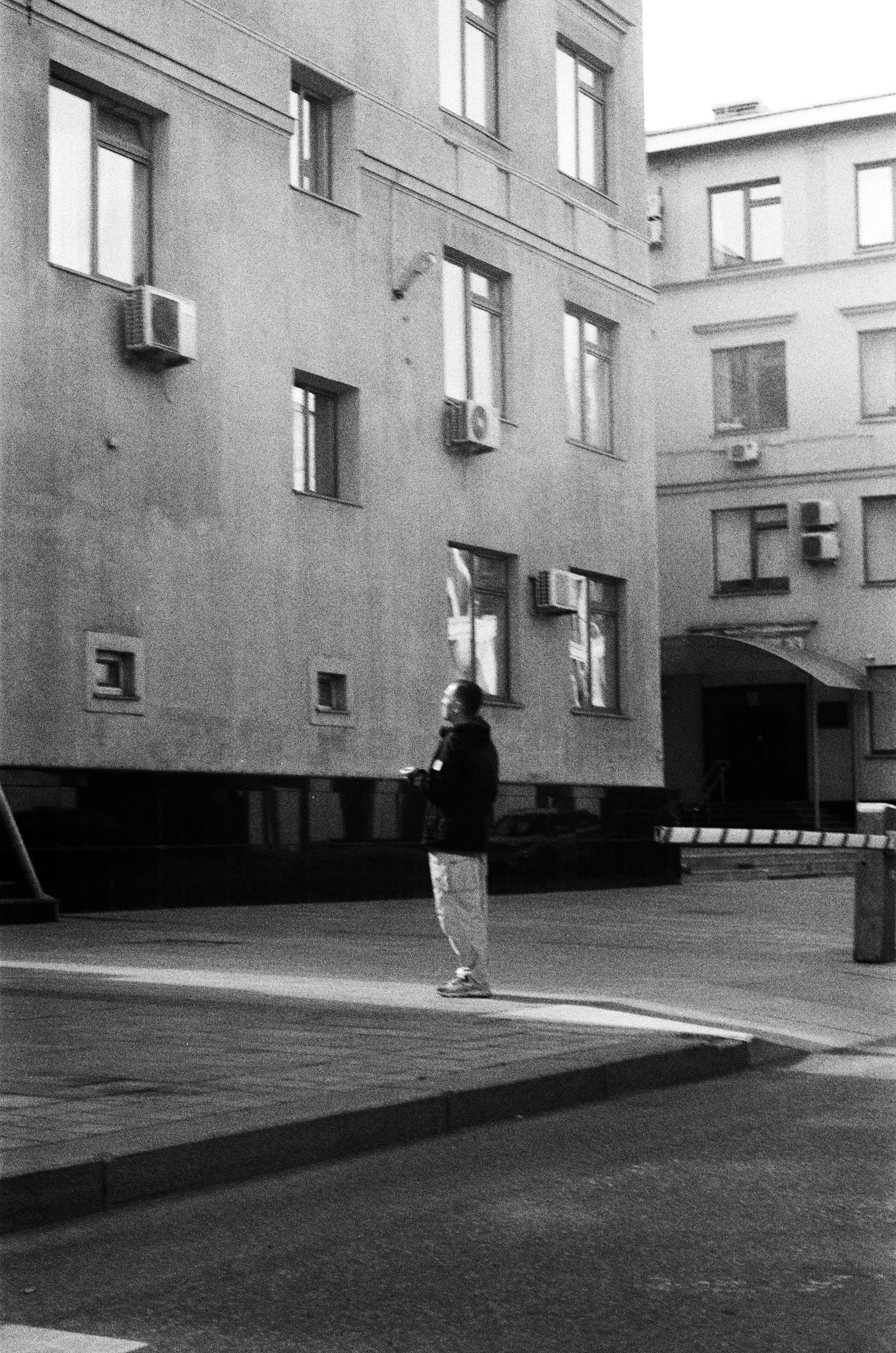 ПРОГУЛКА ПО ЗНАКОМЫМ ПЕРЕУЛКАМ. Любовь Моргасова [LU SPRING]: Фотограф и куратор