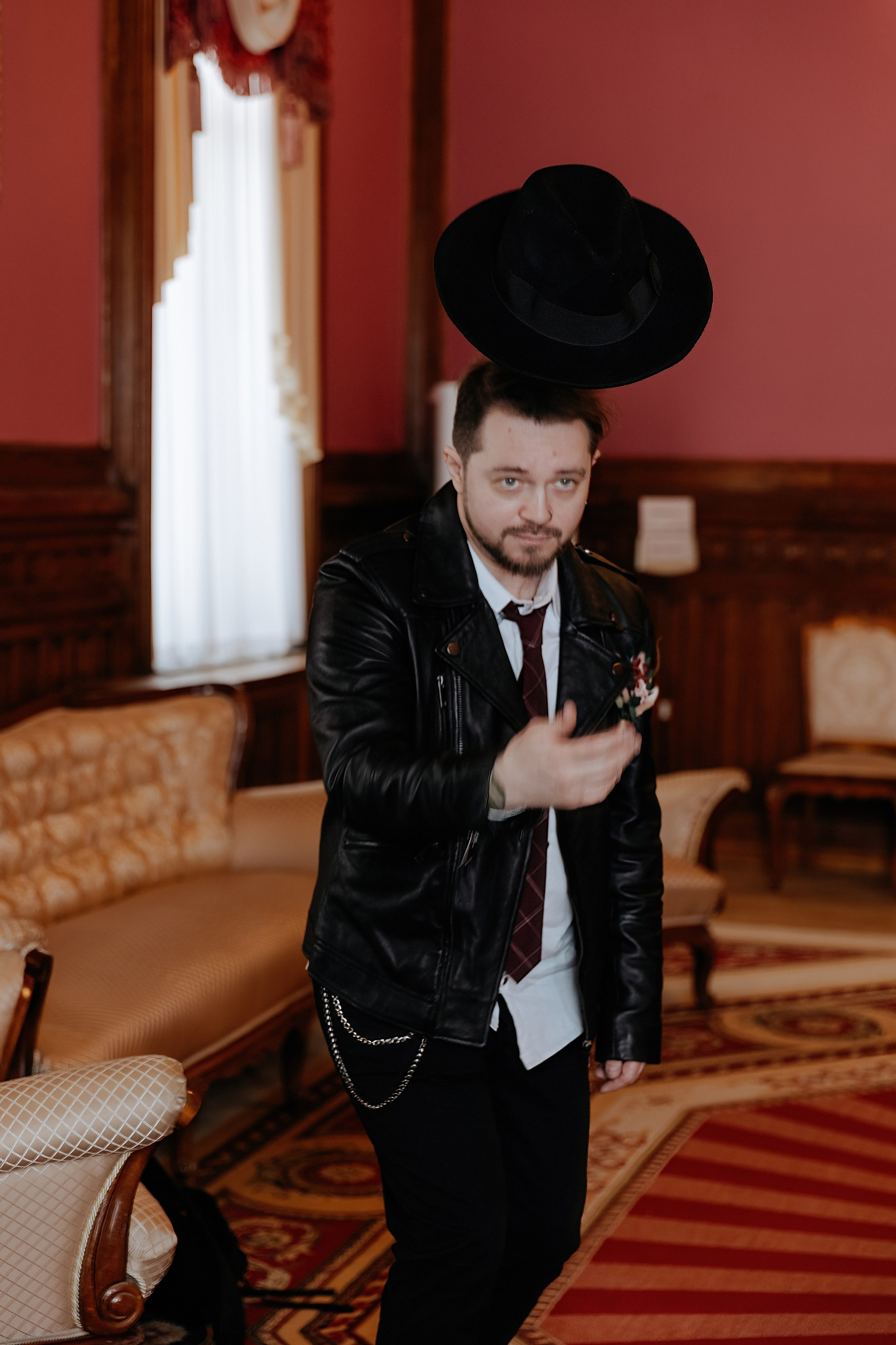 Ты молчишь, а я улыбаюсь, Мария. Свадебный и репортажный фотограф в Санкт-Петербурге