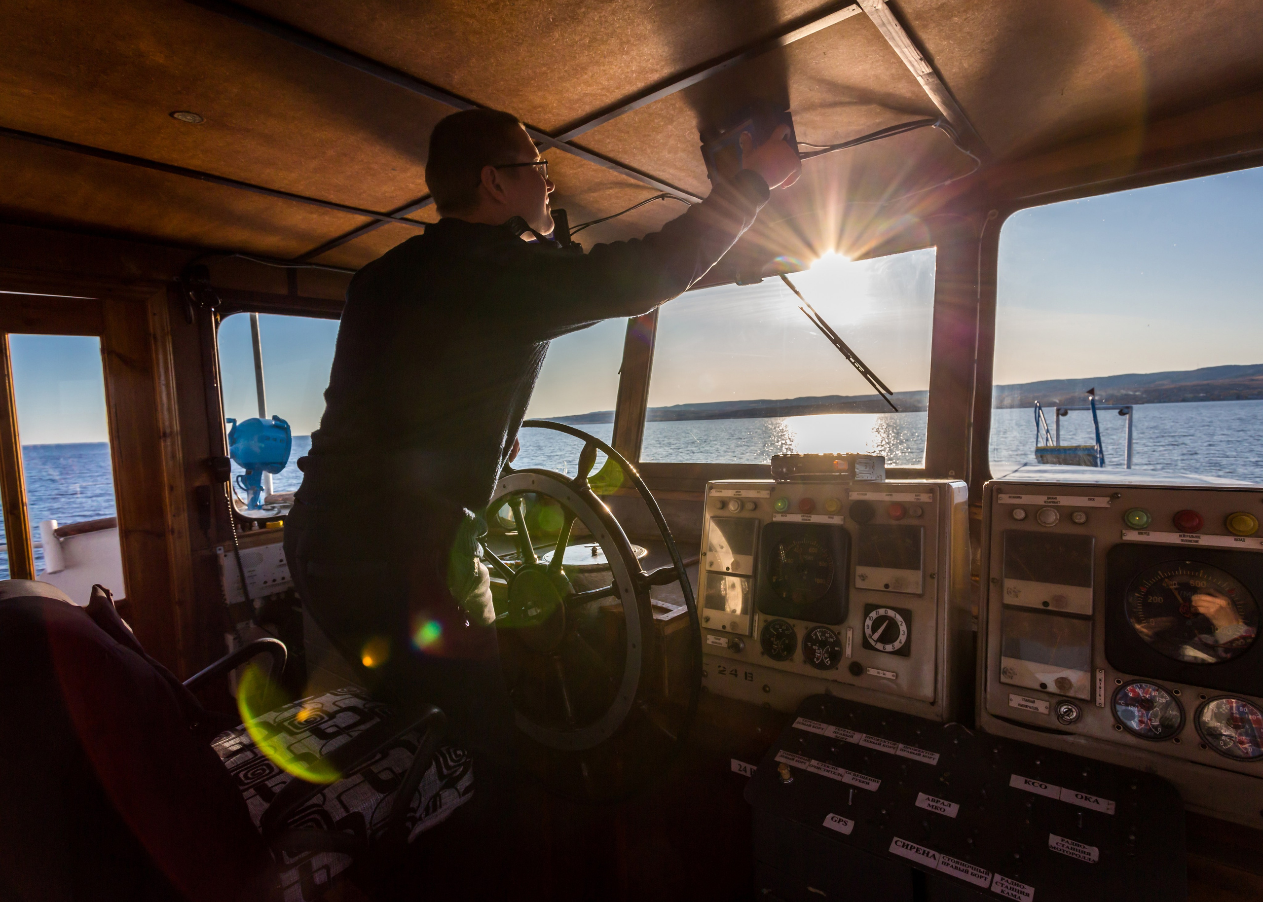 ХВАЛЫНСК: ГОРОД НА ДНЕ МОРЯ. Контакты