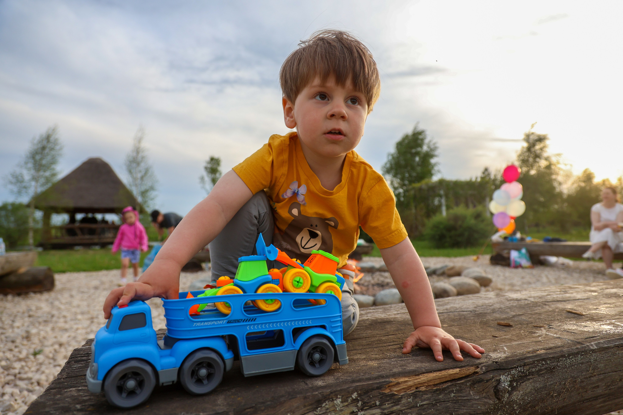 Детский праздник на природе. Akhmedov Team × Medoed Production — фото и видеопродакшен для мероприятий