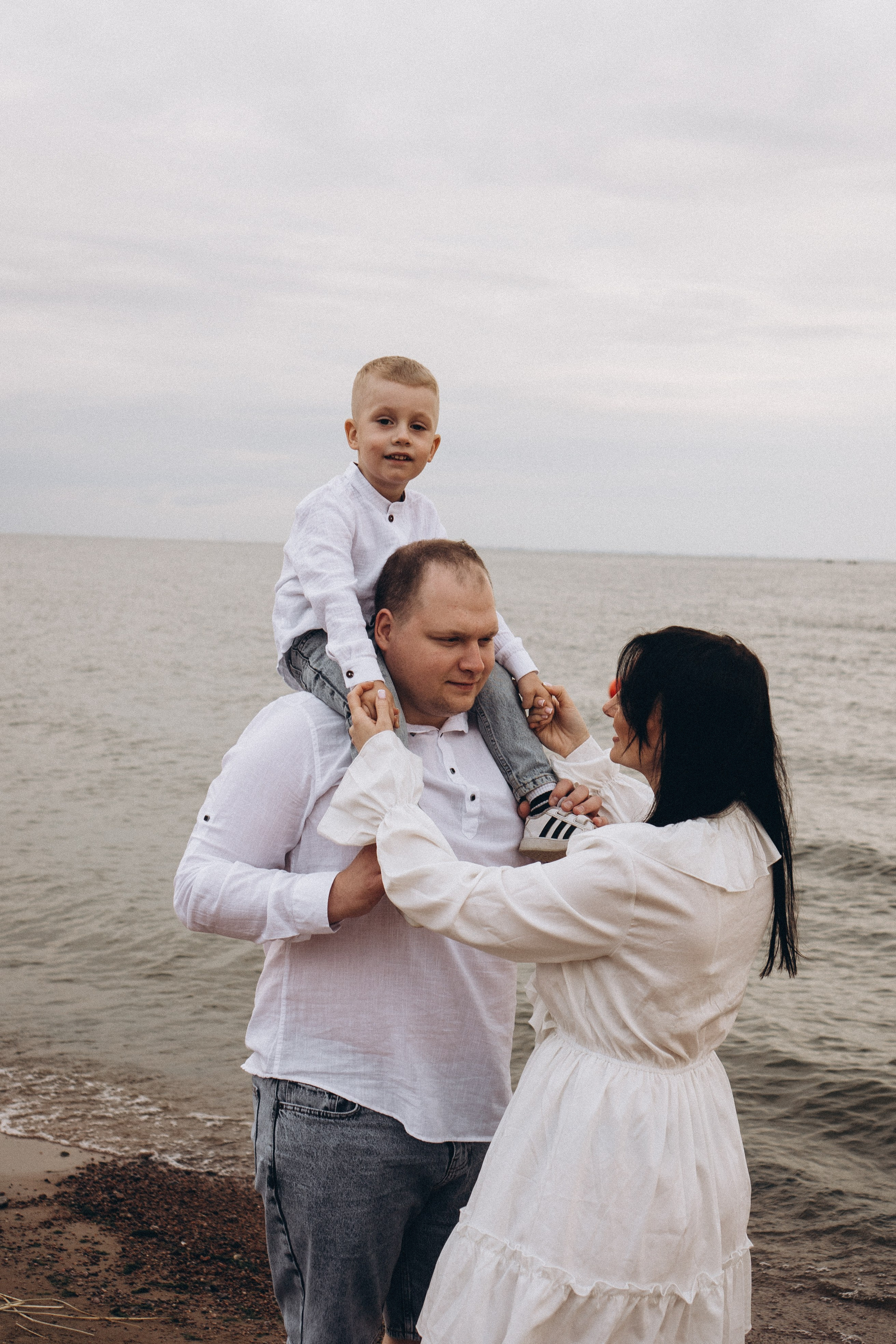 Семейная история на берегу залива. Профессиональный фотограф, Санкт-Петербург — Виктория Богомолова