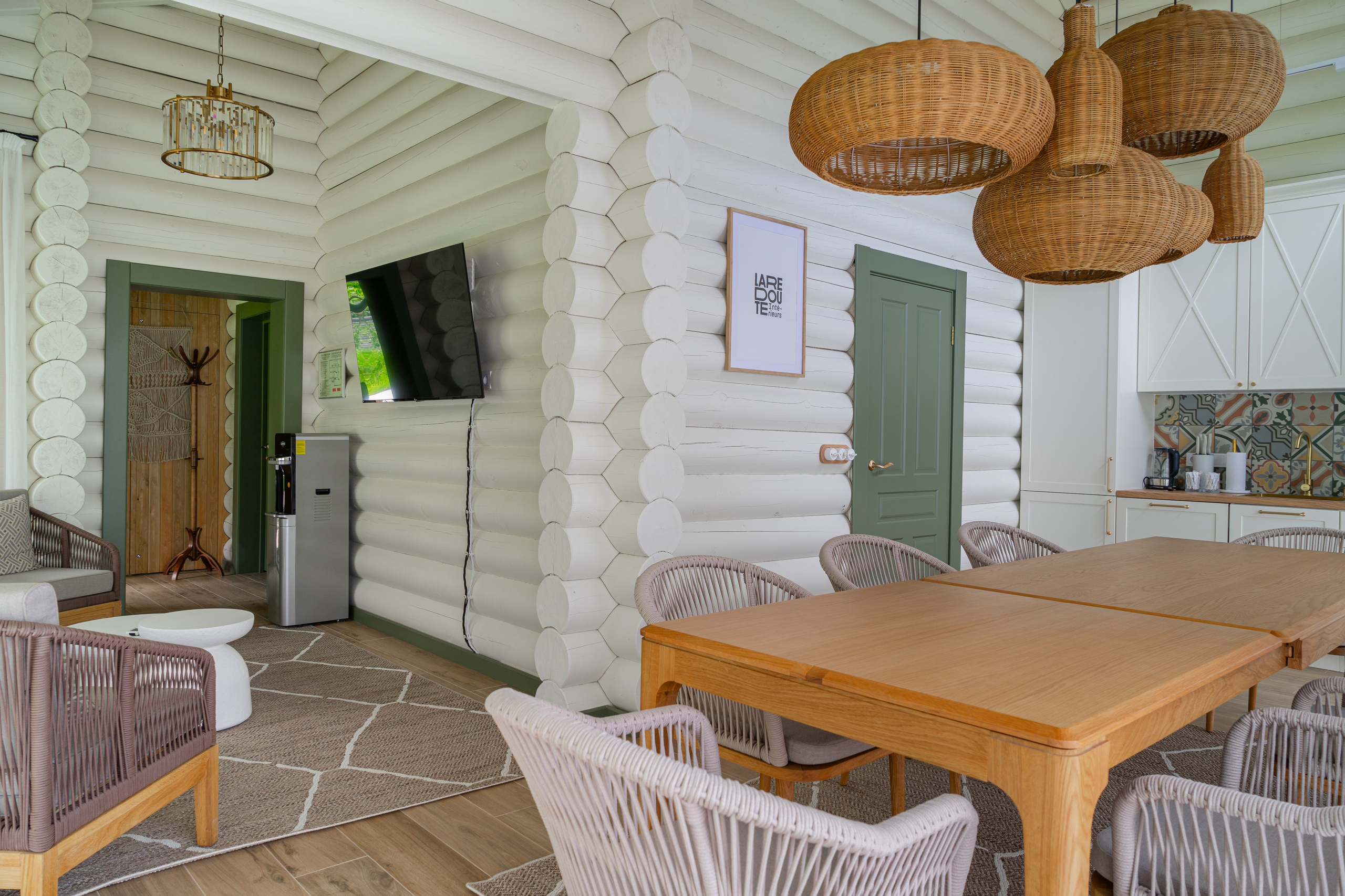 Бридж виллы. Декорактив Москва