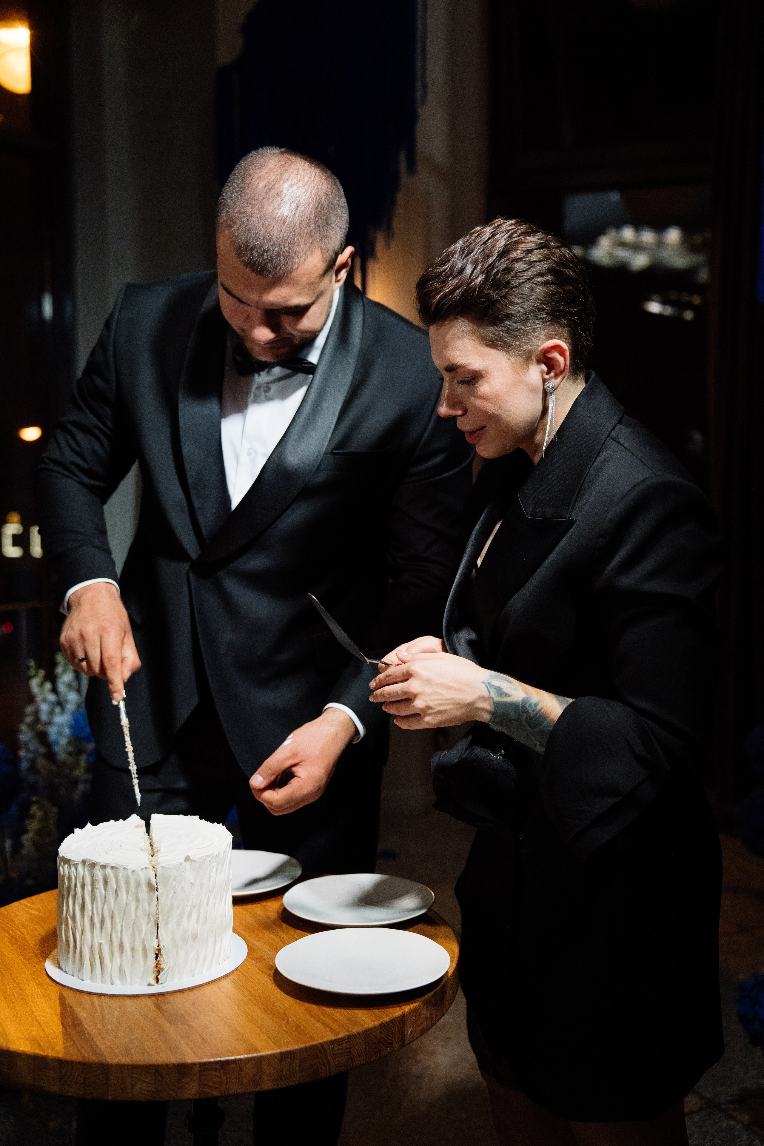 Свадьба в сошиал клабе. Свадебный фотограф организатор в Санкт-Петербурге Ассоль Опарина