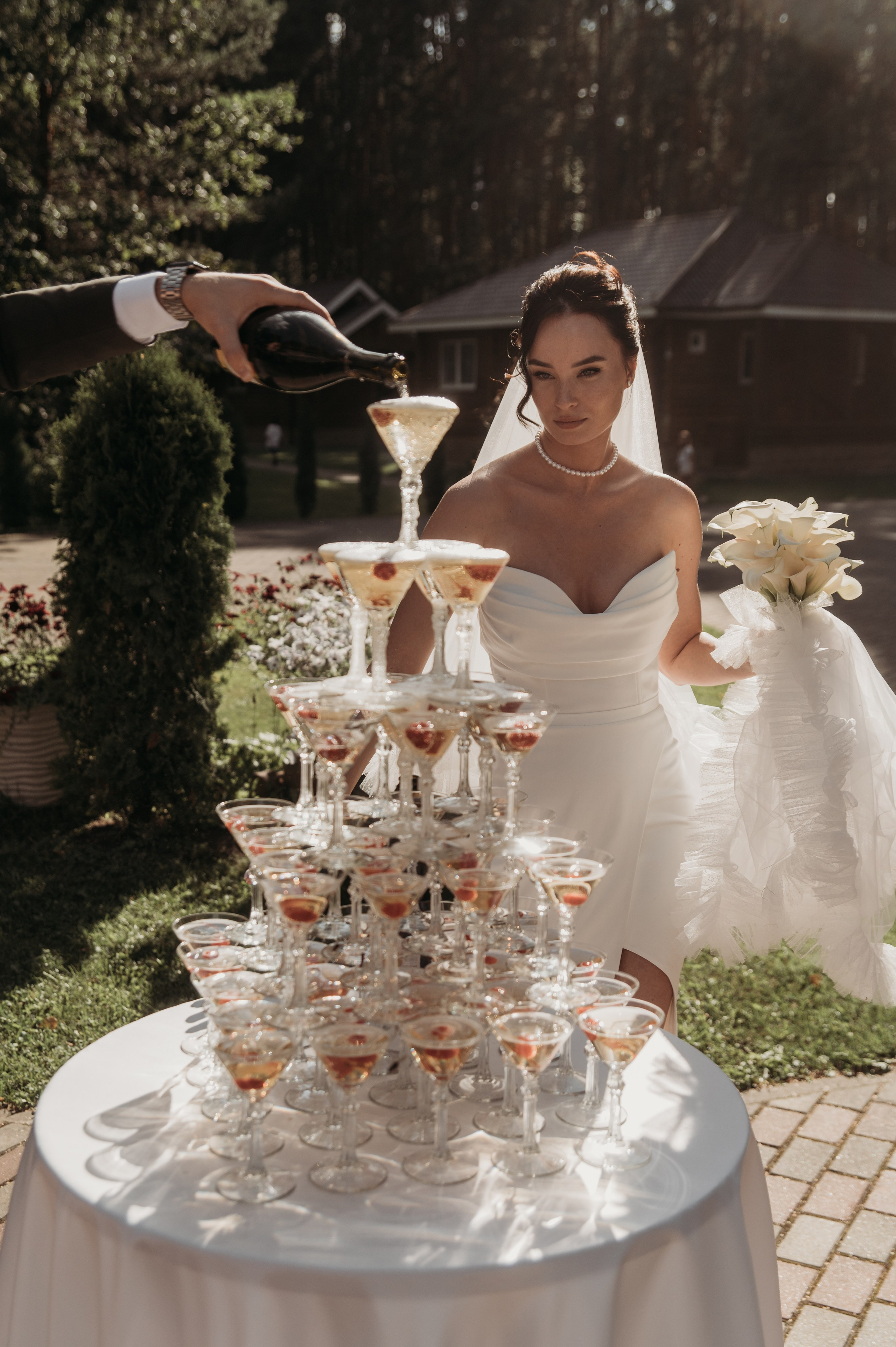 Галерея со свадьбы в Твери, красивая пара в Домотканово. Свадебный фотограф в Твери, Москве и Санкт-Петербурге Денисова Екатерина
