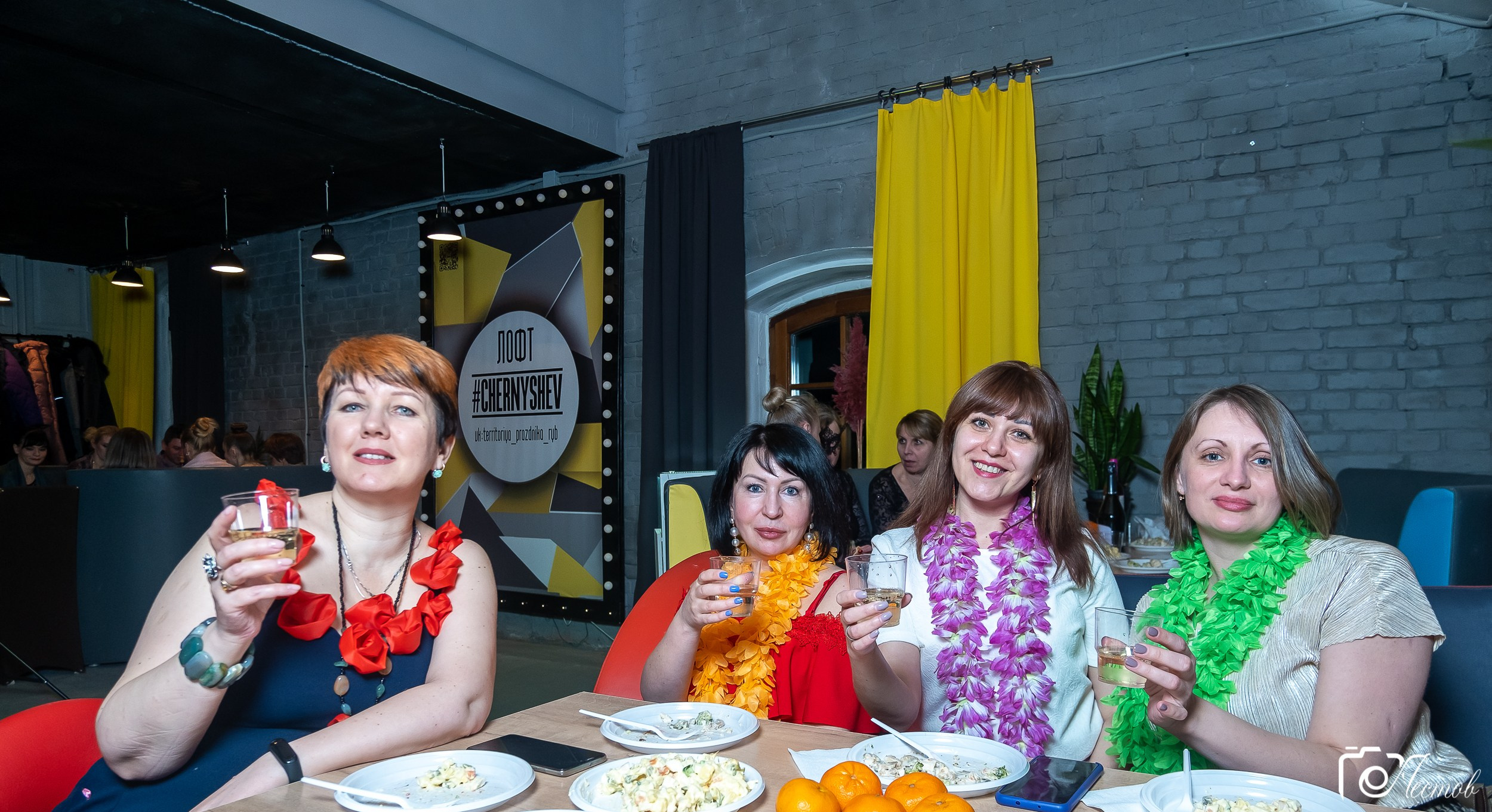 Корпоративы и праздники портфолио (фото)