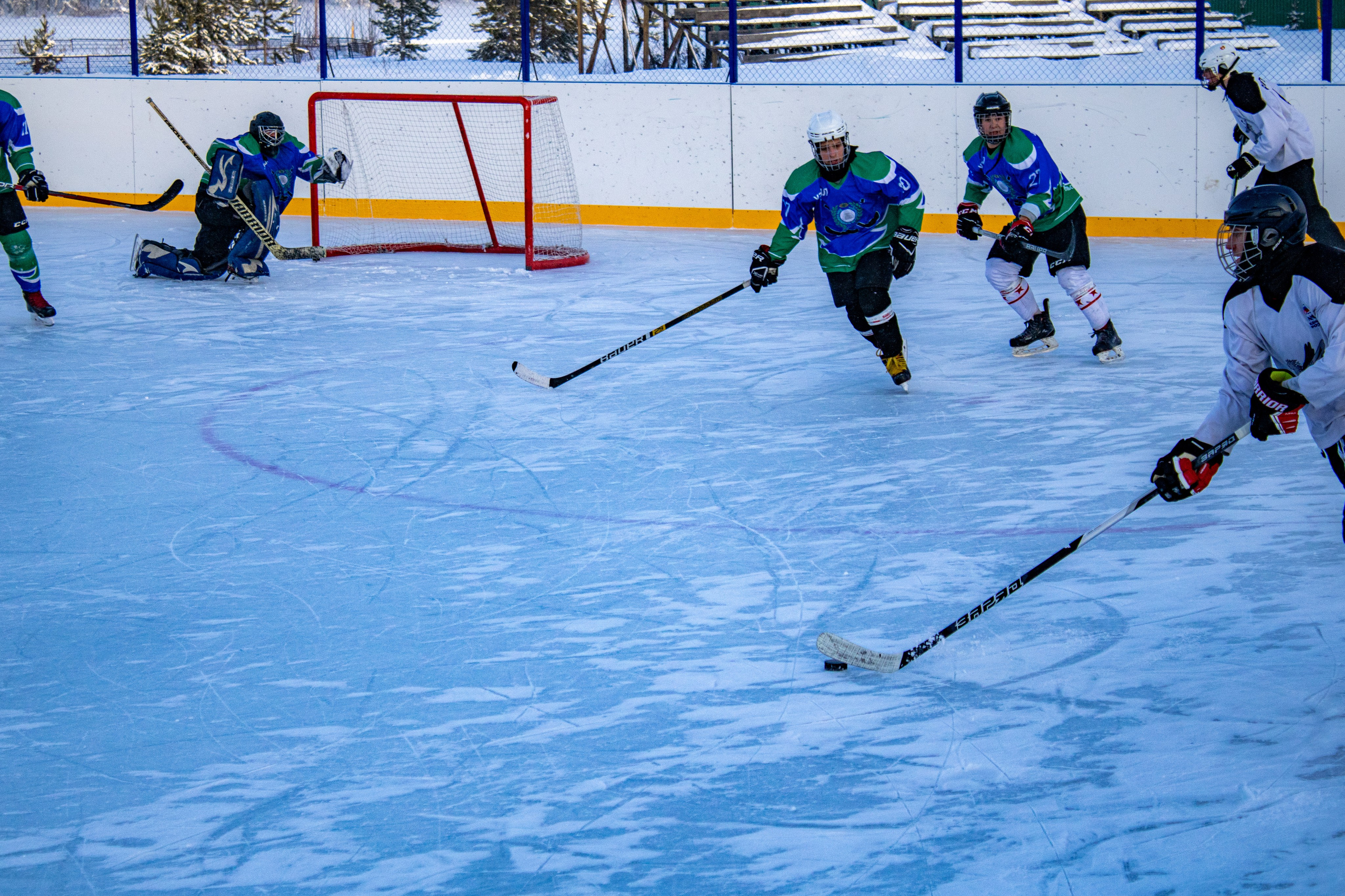 Хоккей г.п Атиг-г.п Дружинино