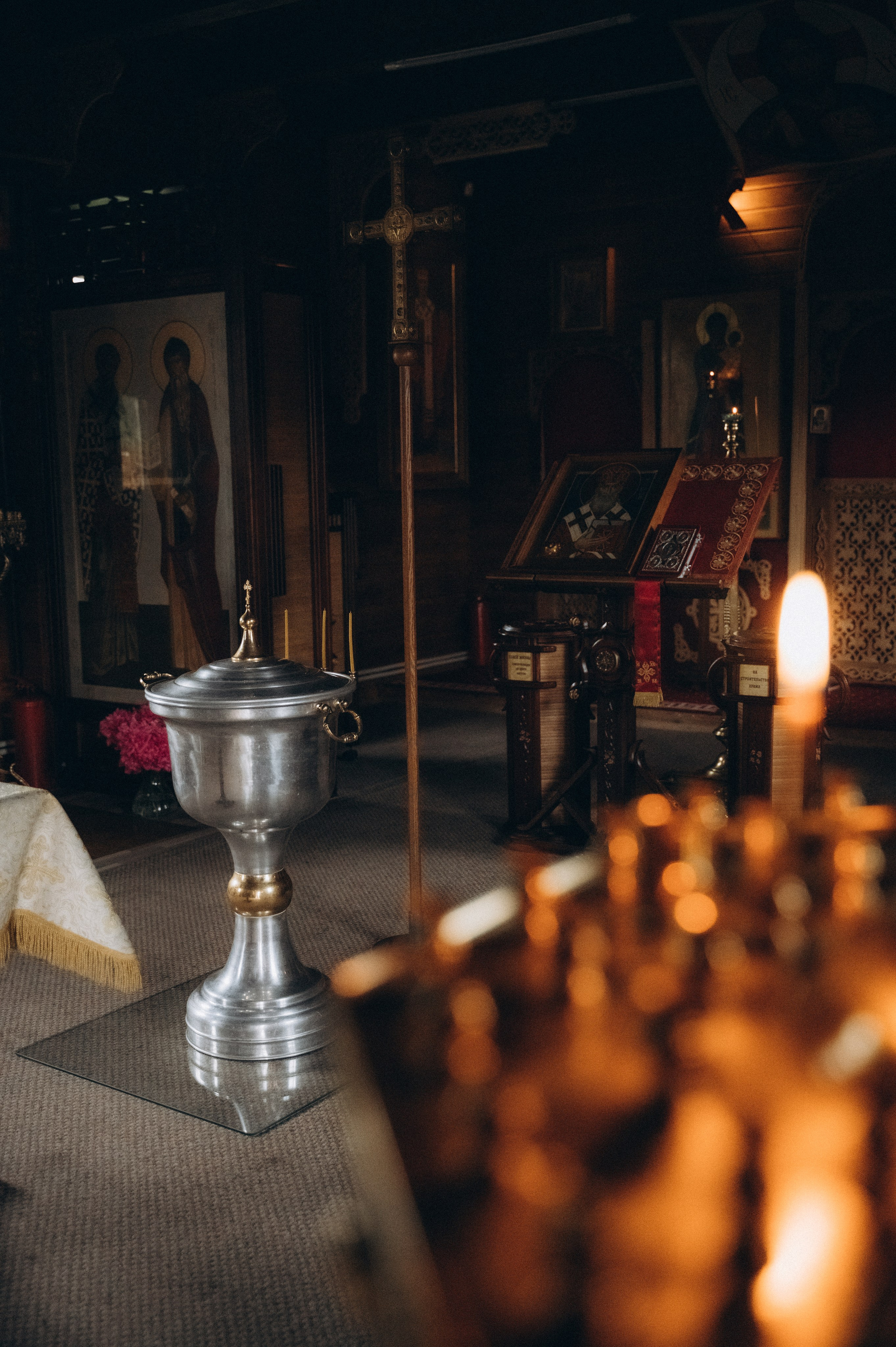 Крещение Егора (ХРАМ СВЯТИТЕЛЯ НИКОЛАЯ ЯПОНСКОГО) частичная конфиденциальность. Семейный фотограф в Минске Дарья Дреко